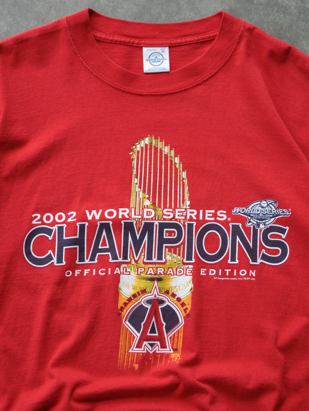 Vintage 2002 Red Anaheim Angels World Series Champions Tee (XL)