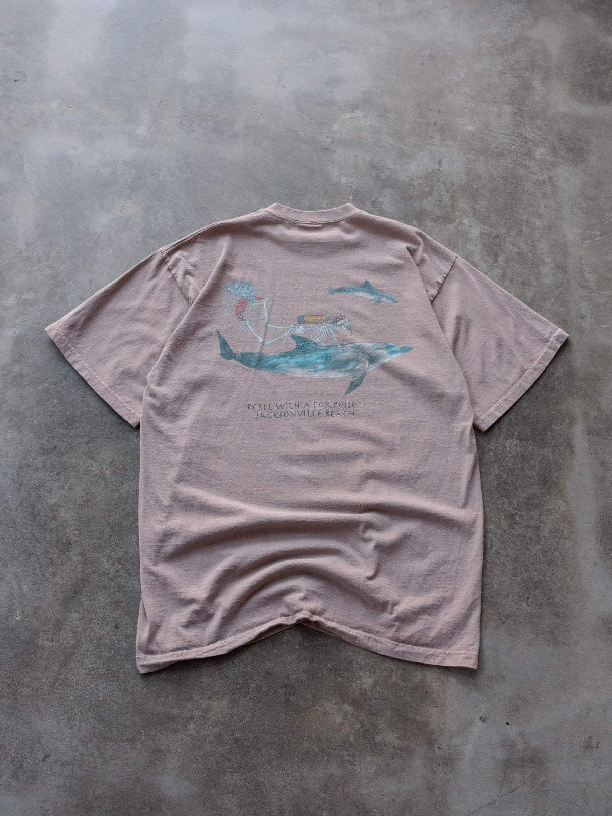 Vintage 90s Pink Sea Dog Jacksonville Beach Dolphin Slogan Tee (XL)
