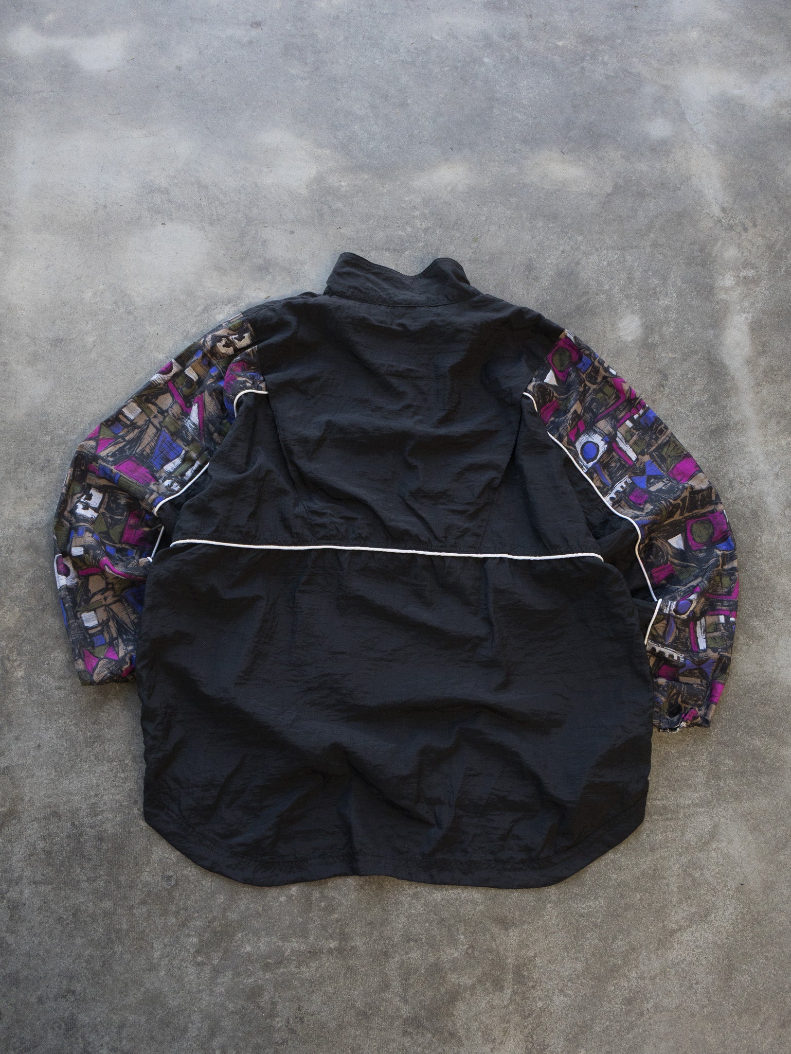 Vintage Black Reebok Pattern Sleeve Half Zip Jacket (L)