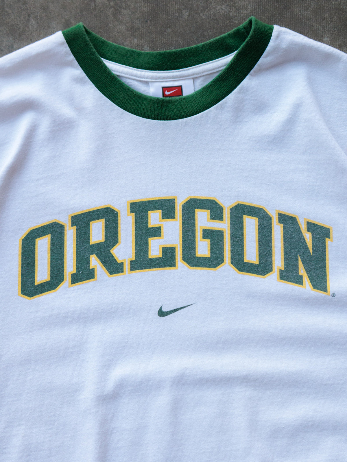 Vintage 00s White Oregon Ducks Nike Ringer Tee (L)