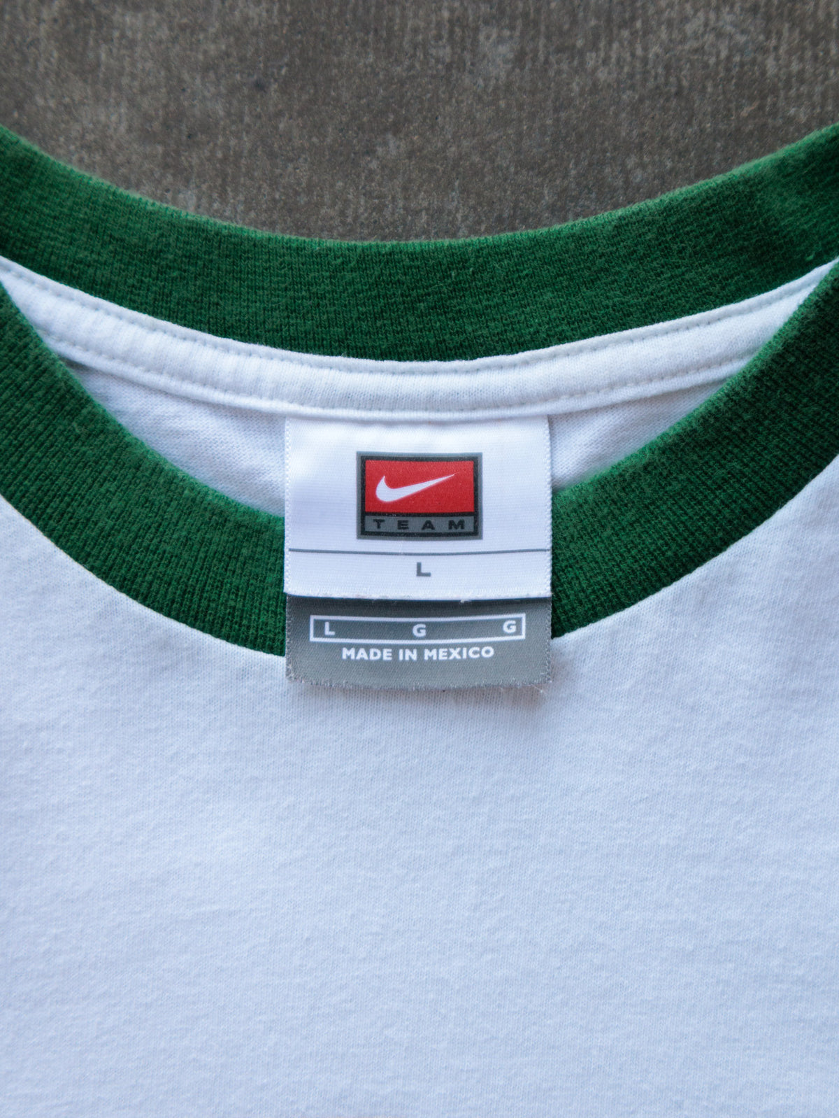 Vintage 00s White Oregon Ducks Nike Ringer Tee (L)