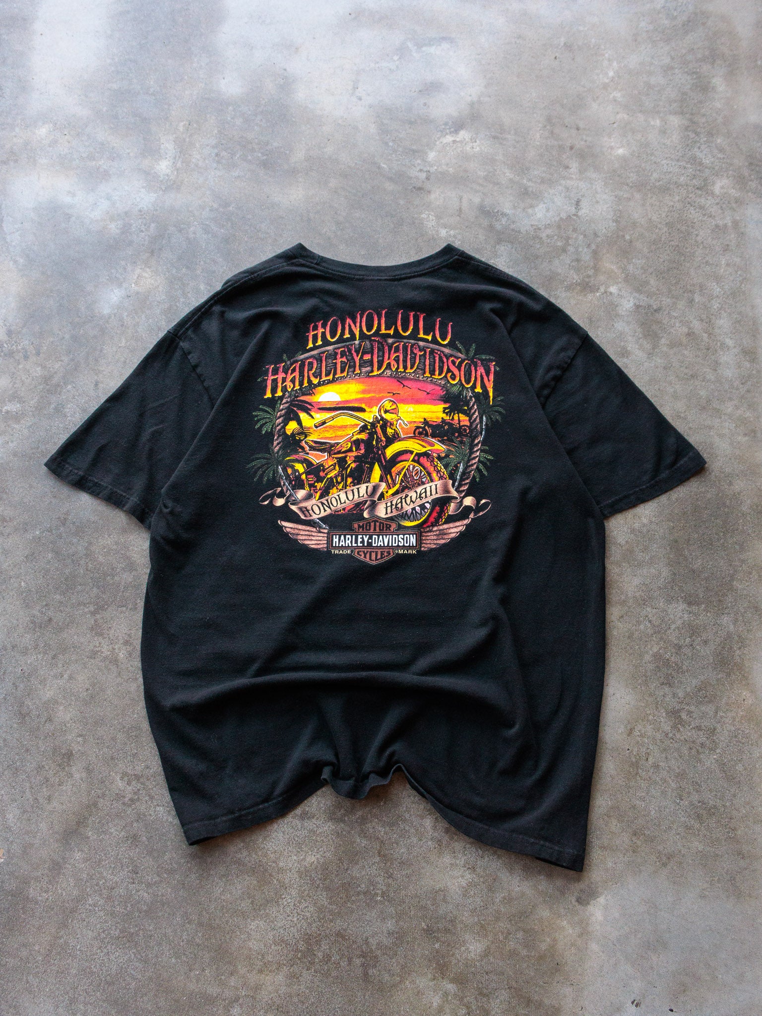 Vintage Black Harley-Davidson Honolulu Tee (XL)