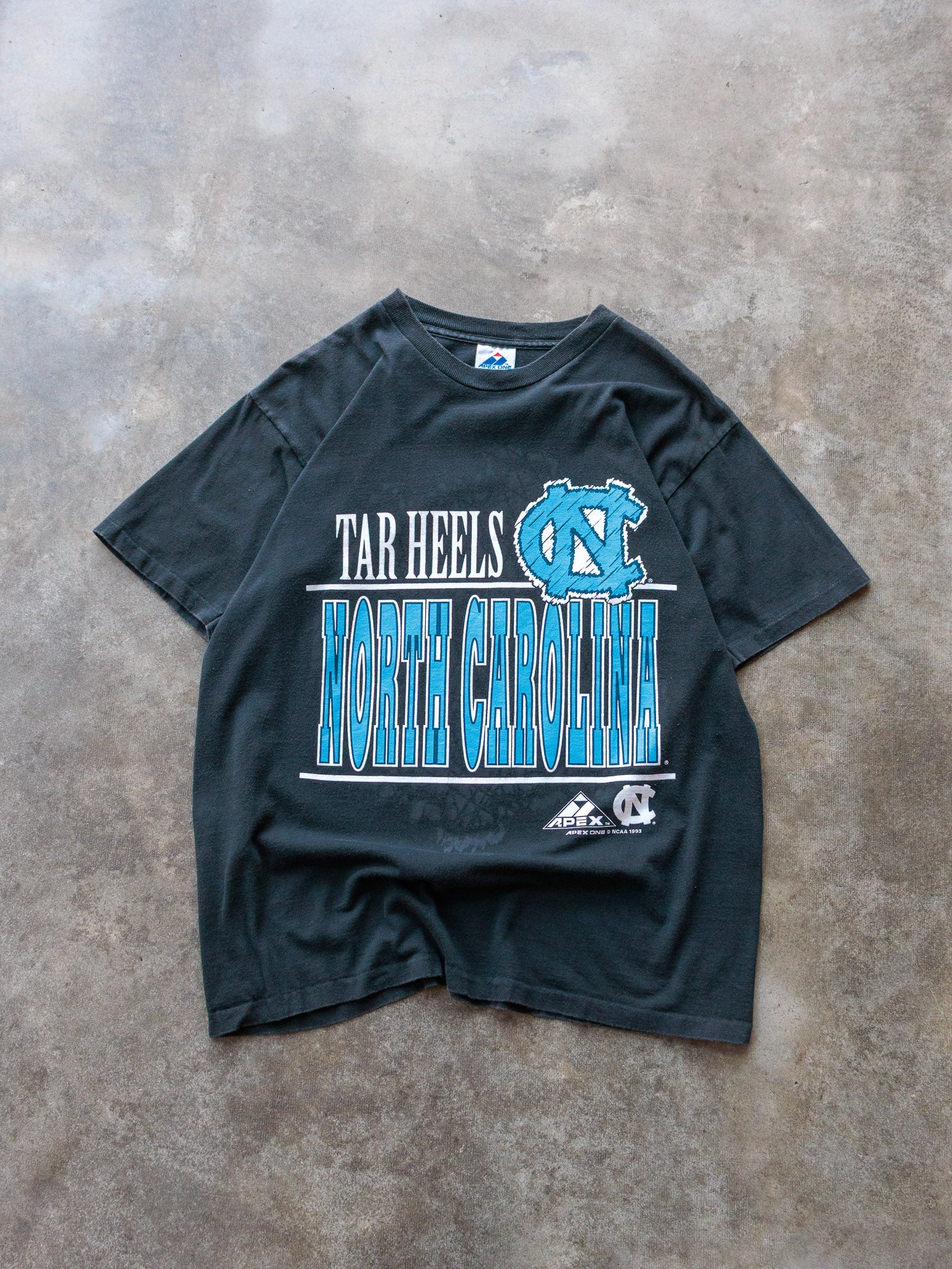 Vintage 1993 North Carolina Tar Heels Tee (M)
