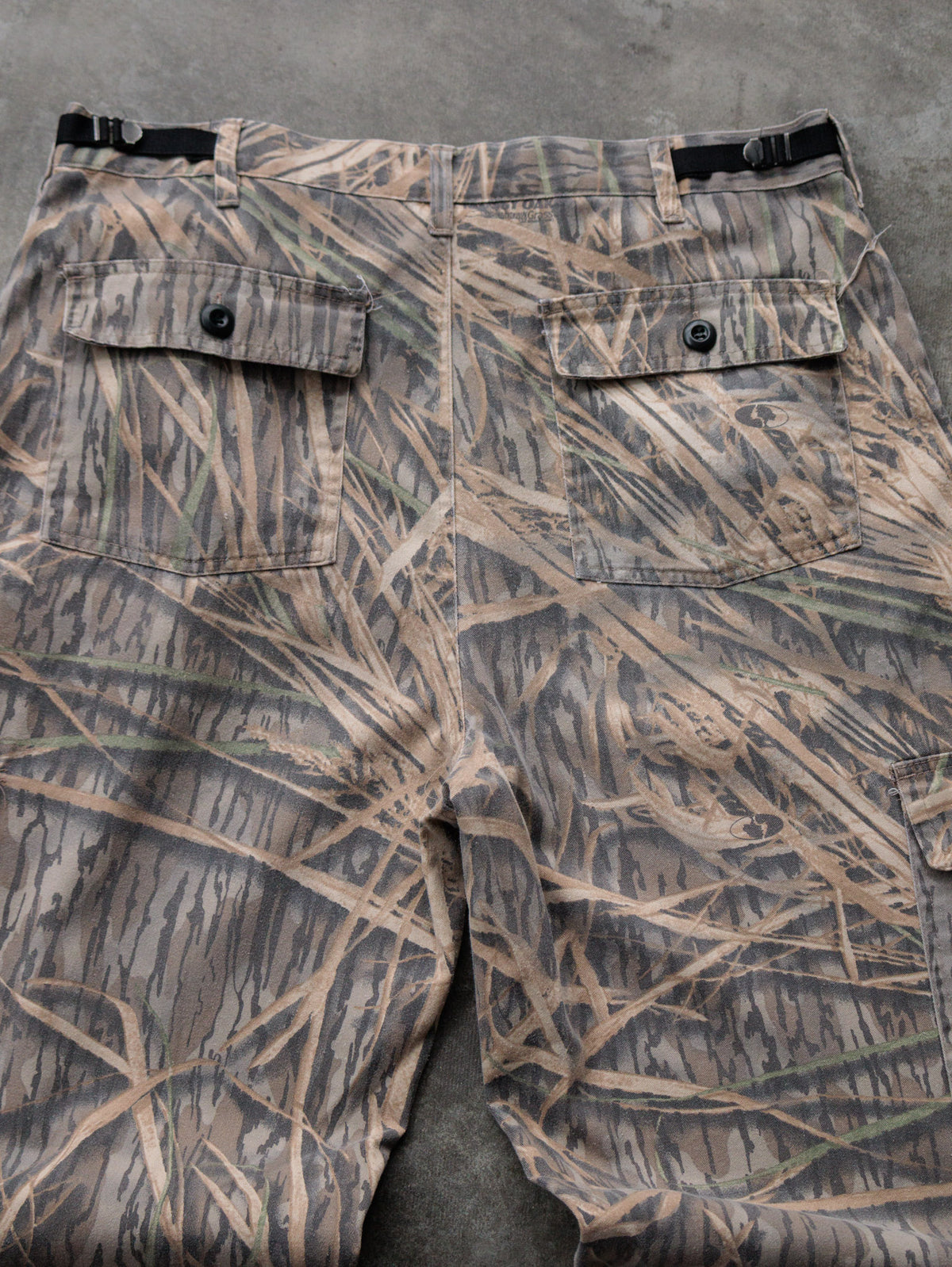 Vintage Brown Shadow Grass Camo Mossy Oak Cargo Pants (L)