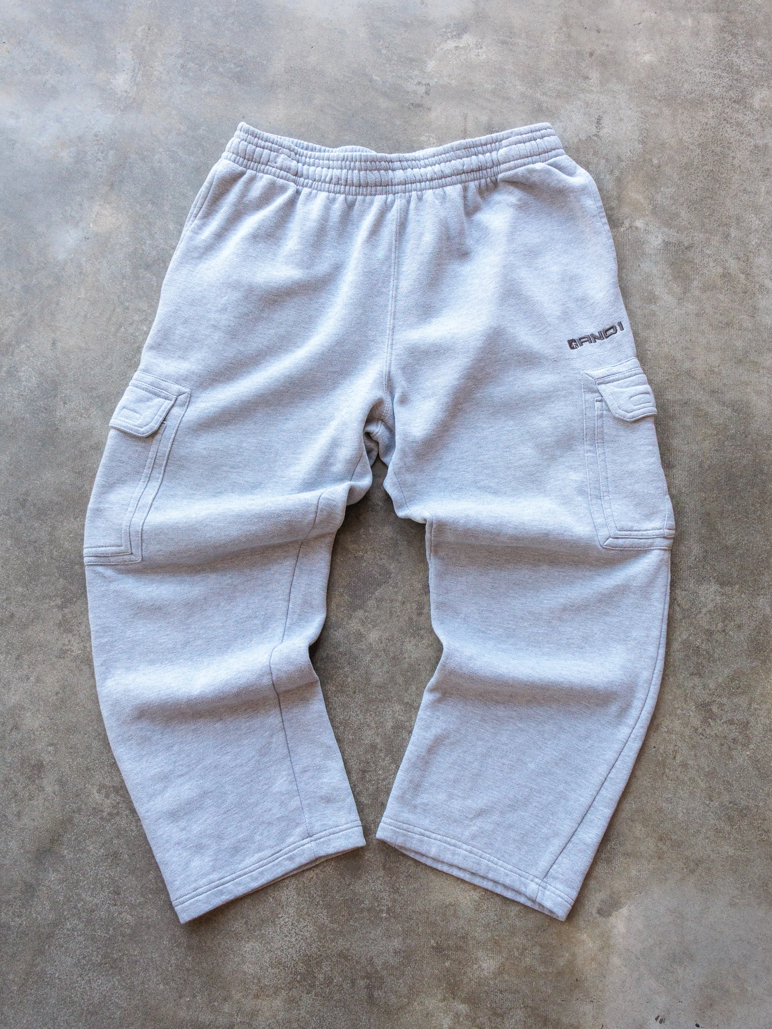 Vintage Grey AND1 Cargo Sweatpants (L)