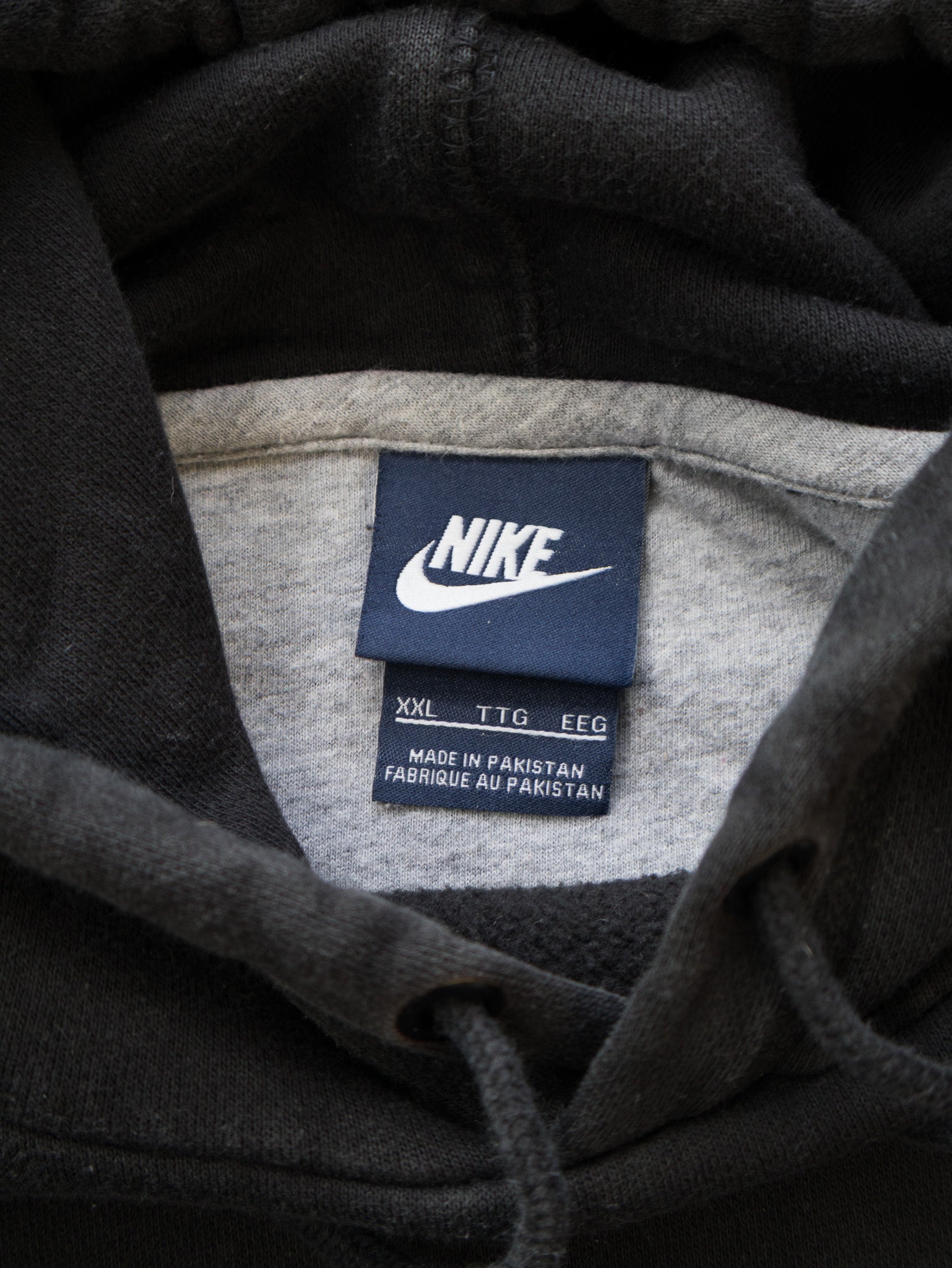 Vintage Black Nike Hoodie (2XL)