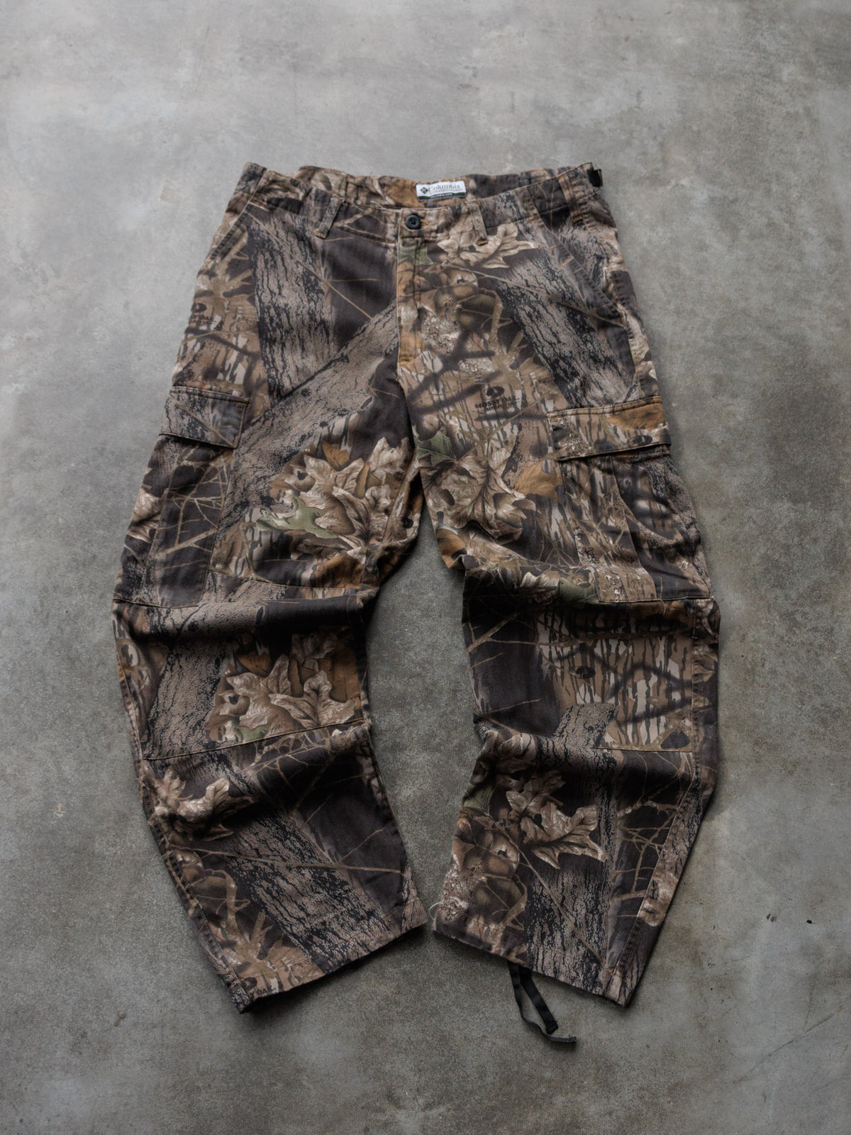 Vintage Brown Mossy Oak Camo Columbia Cargo Pants (W34)