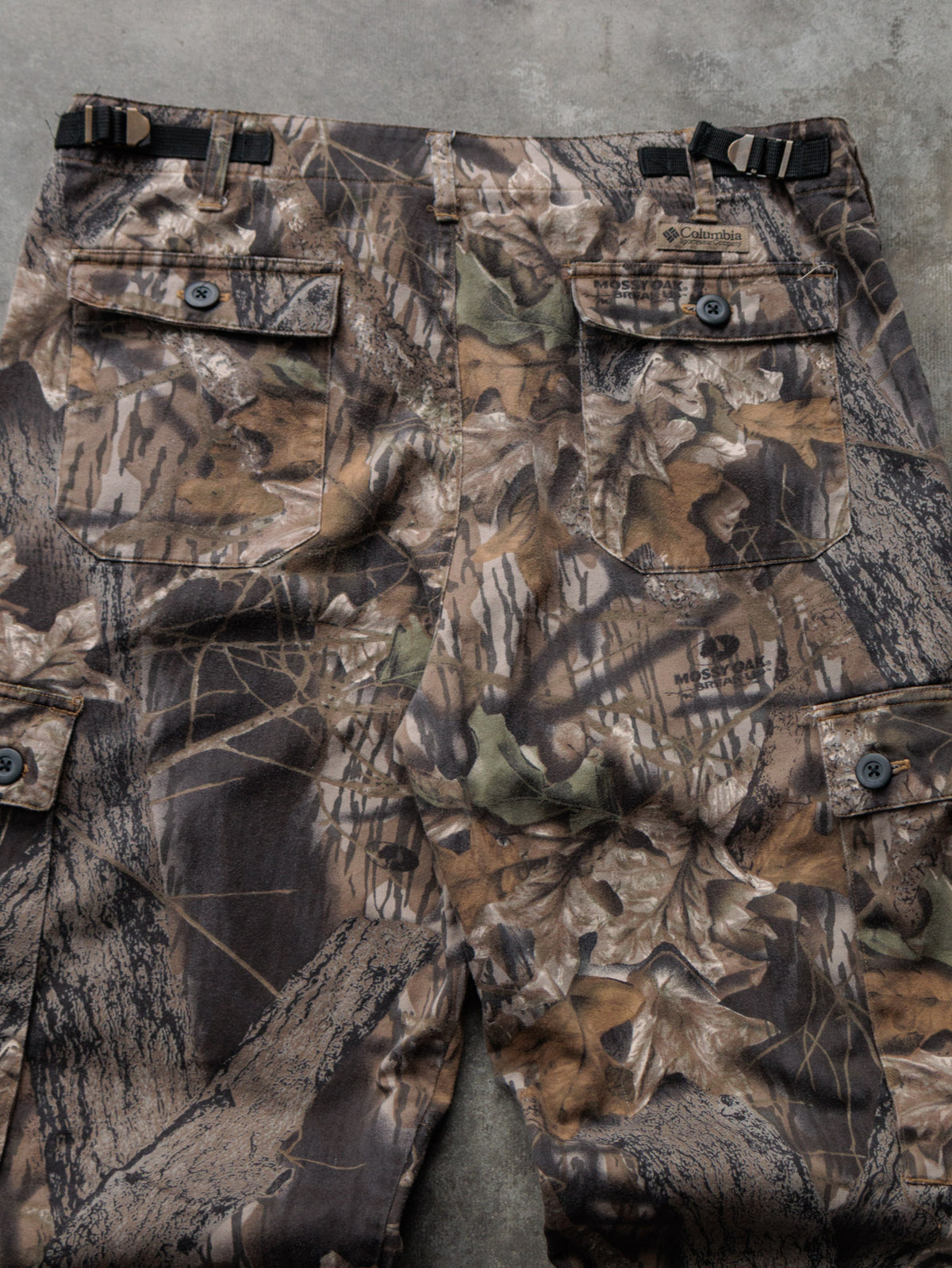 Vintage Brown Mossy Oak Camo Columbia Cargo Pants (W34)