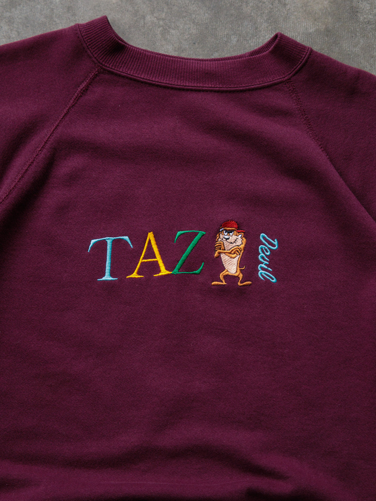 Vintage 90s Maroon Taz Devil Sweatshirt (XL)