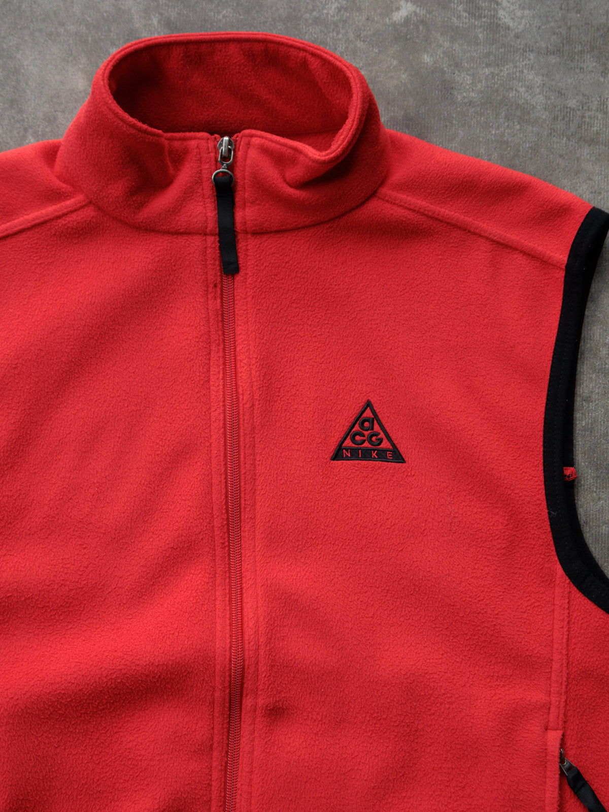 Vintage 90s Red Nike ACG Fleece Vest (L)