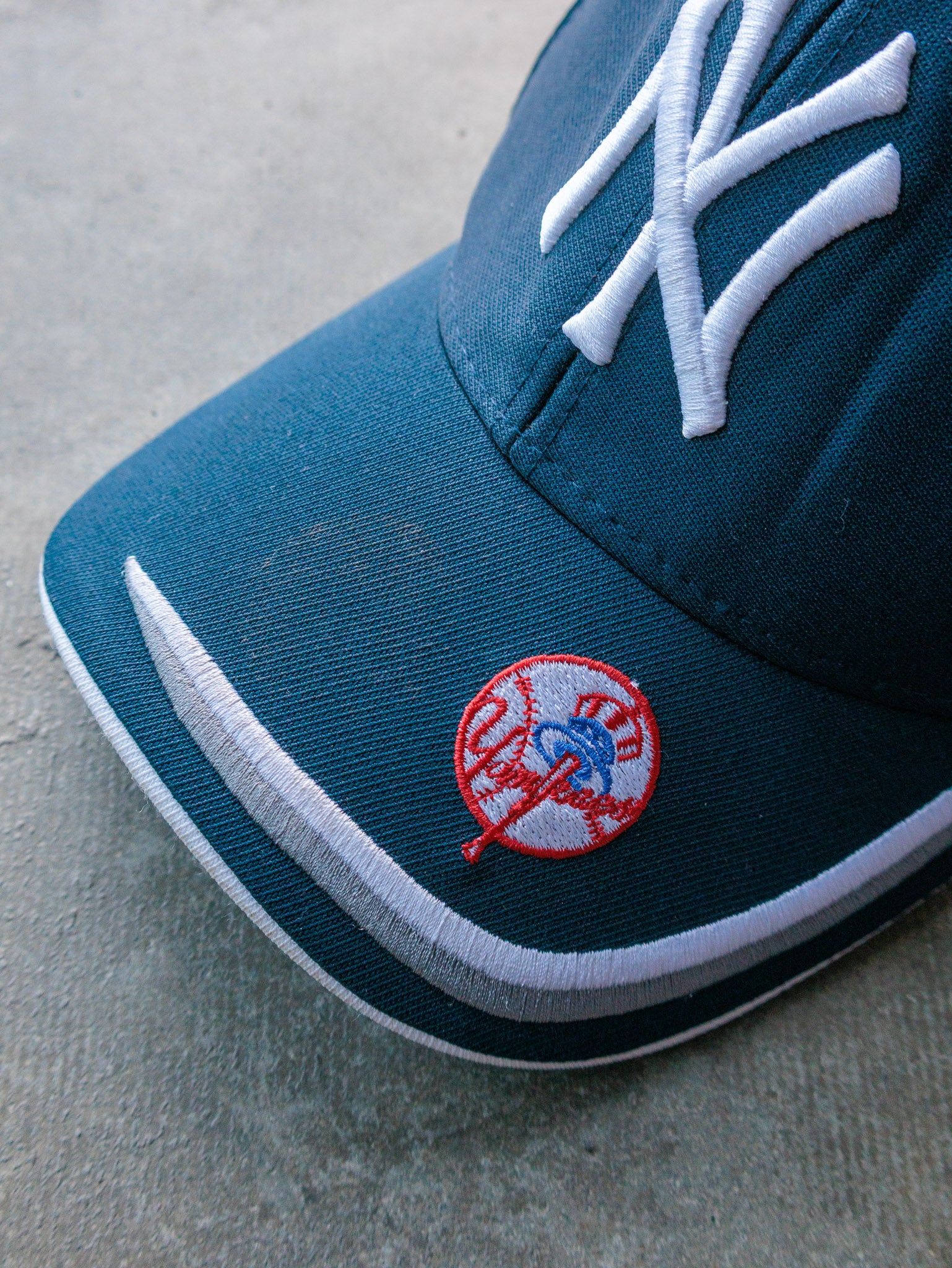 Vintage 00s Navy New York Yankees Hat