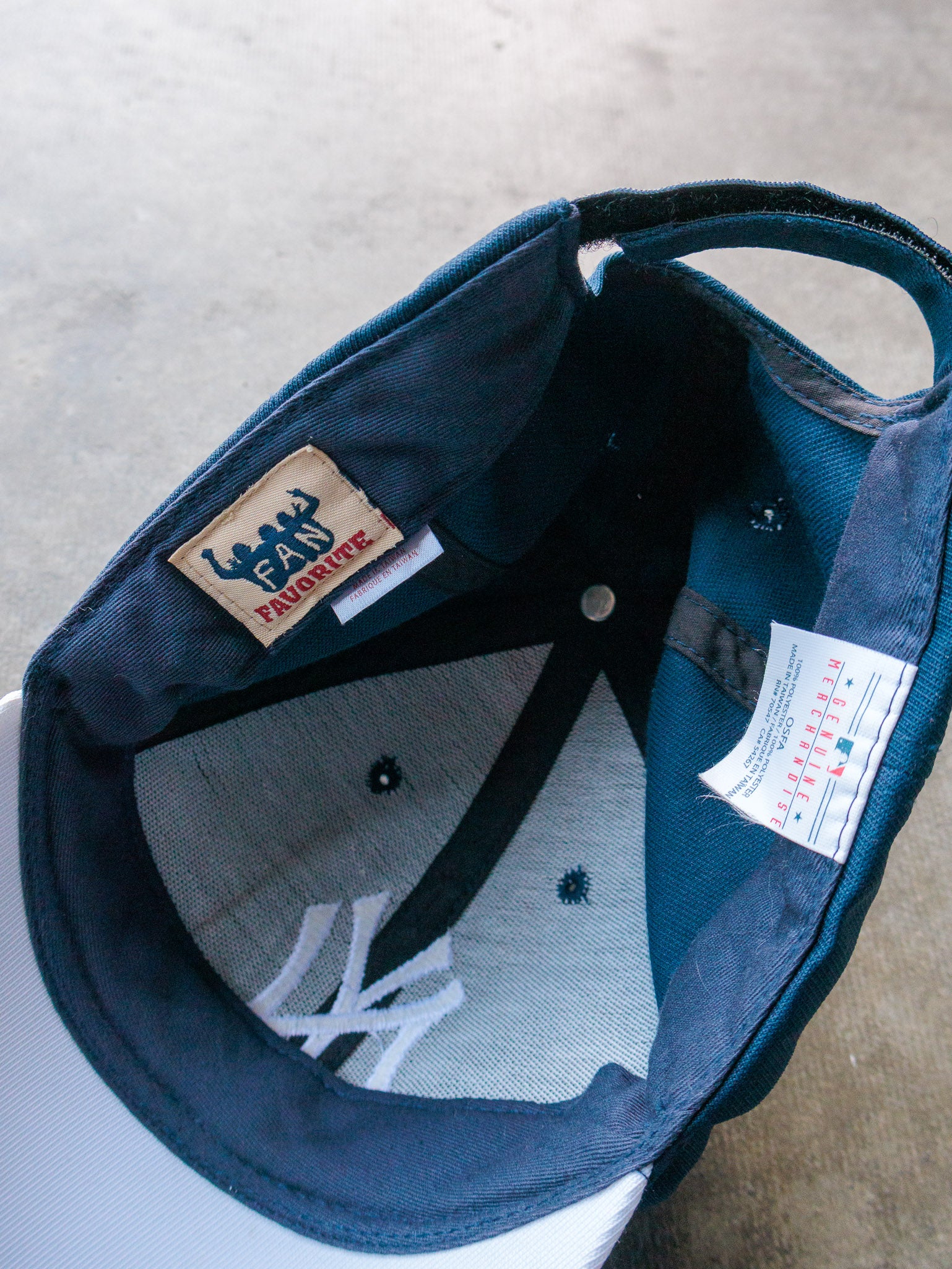 Vintage 00s Navy New York Yankees Hat