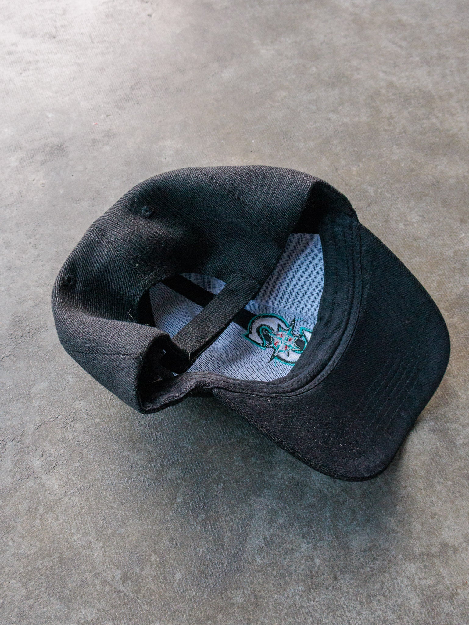 Vintage Black Seattle Mariners Hat