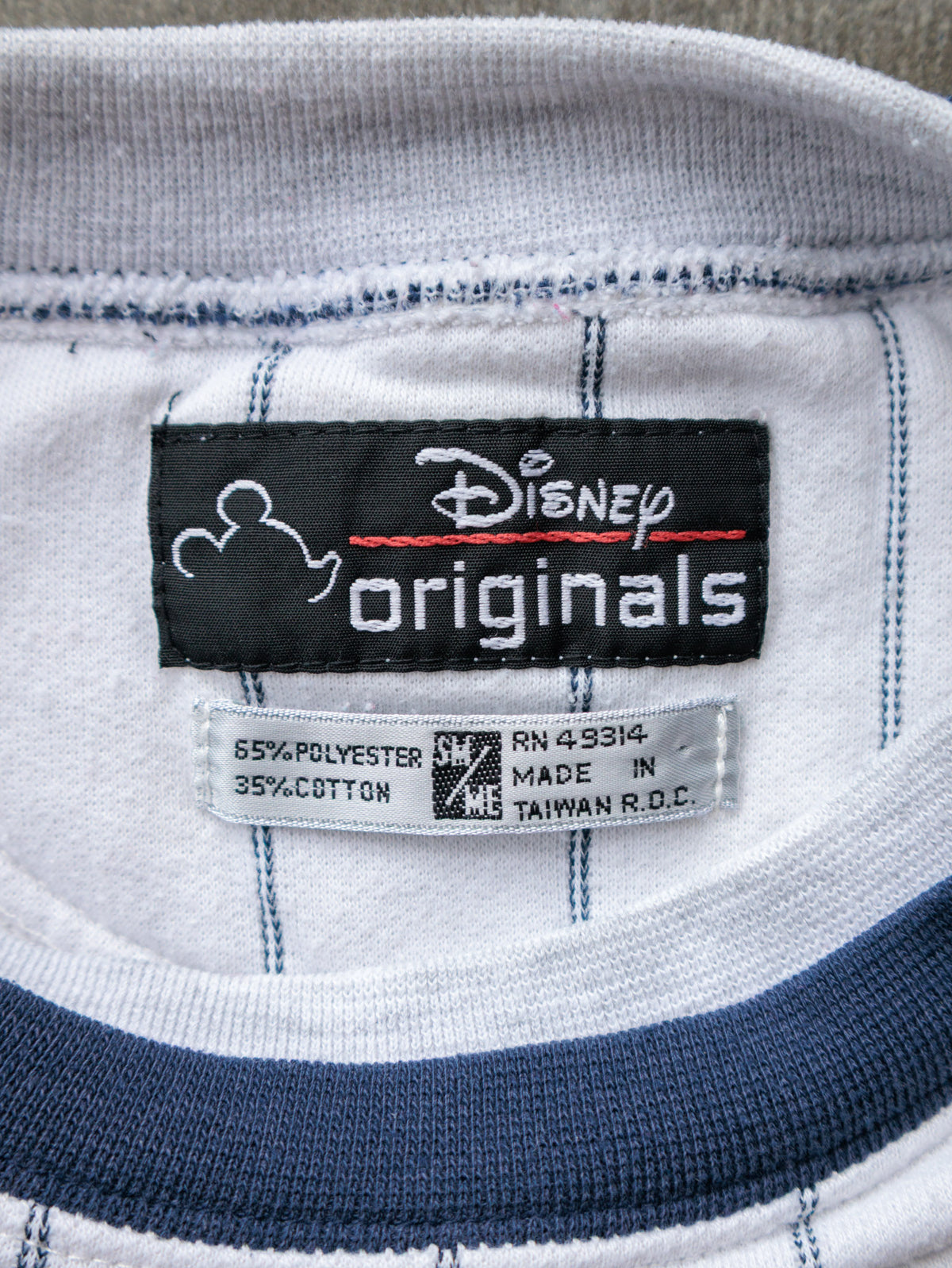 Vintage 90s White Striped Disney Mickey Mouse Sweatshirt (-)