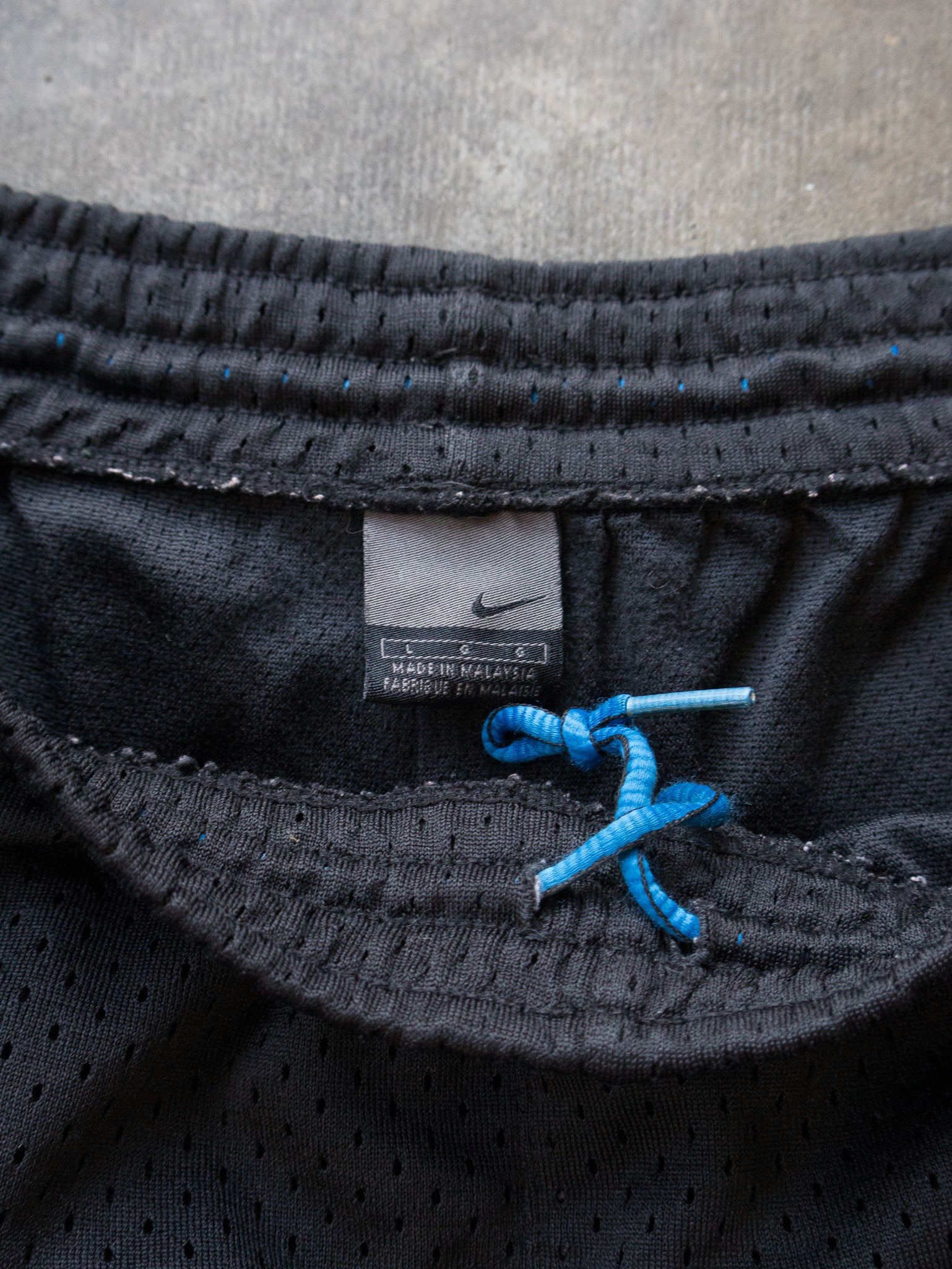 Vintage Black Nike Basketball Shorts (L)