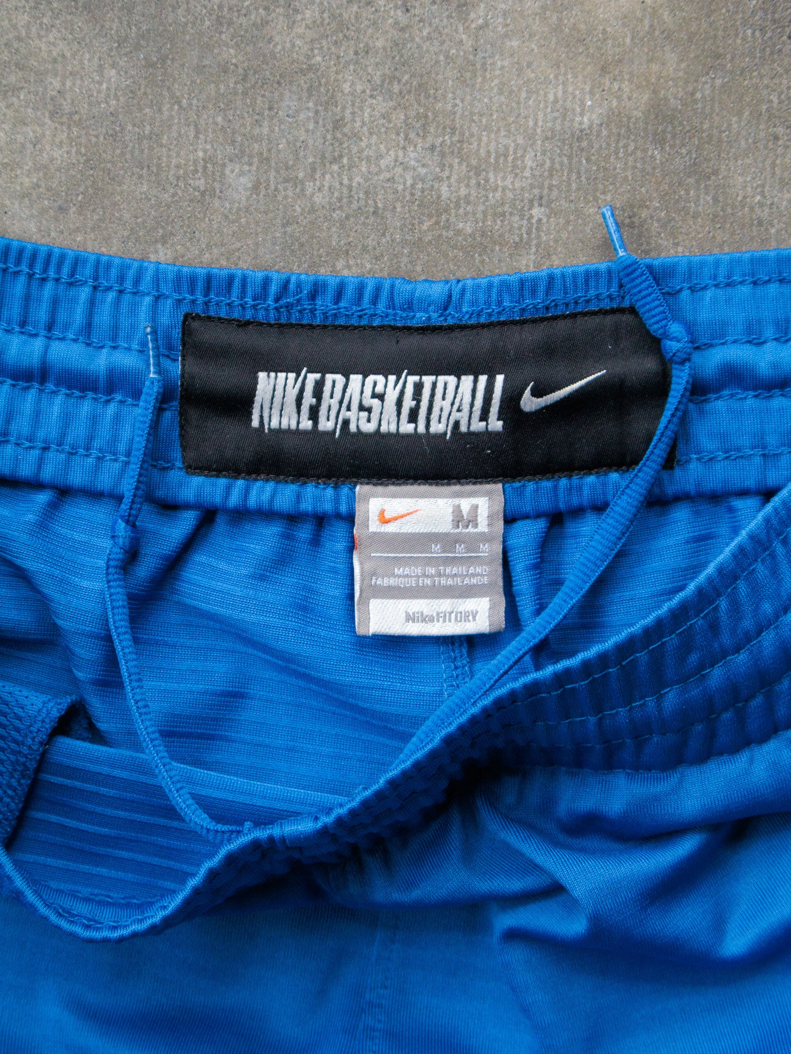Vintage Blue & Black Nike Basketball Shorts (M)
