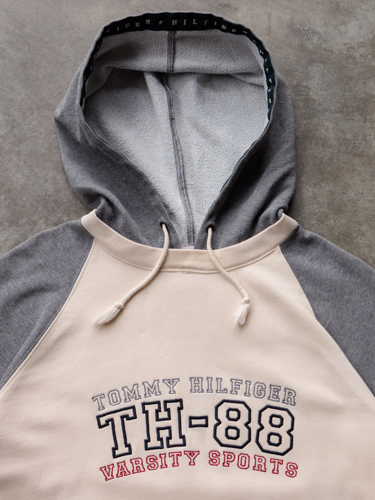 Vintage 00s Grey Tommy Hilfiger Colourblock Hoodie (XL)