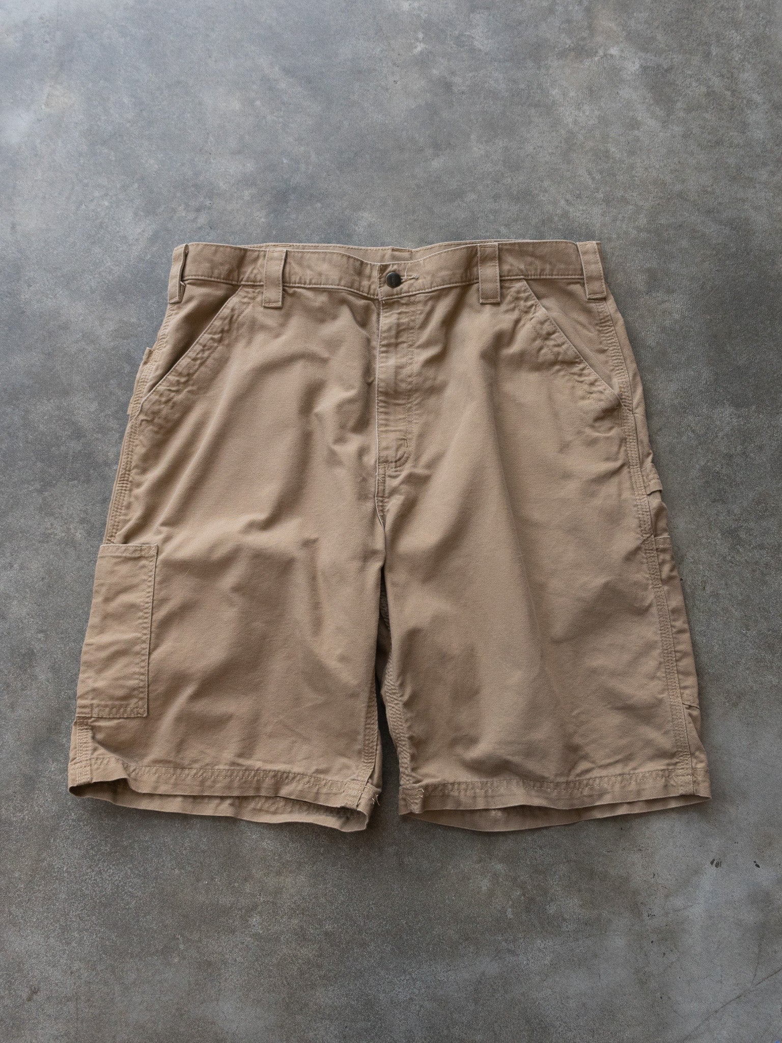 Vintage Tan Carhartt Carpenter Shorts (W38)
