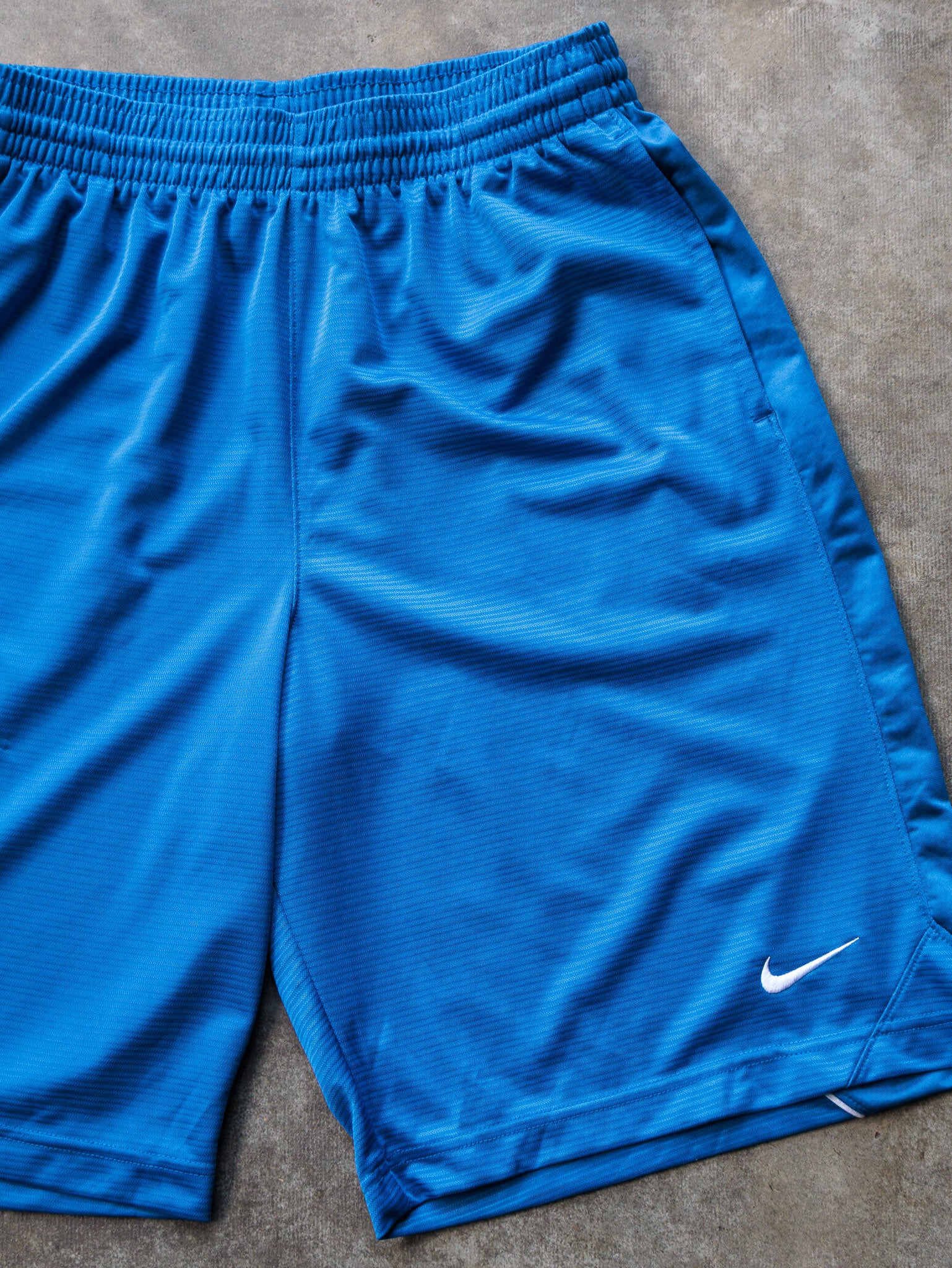 Vintage 00s Blue Nike Shorts (L)
