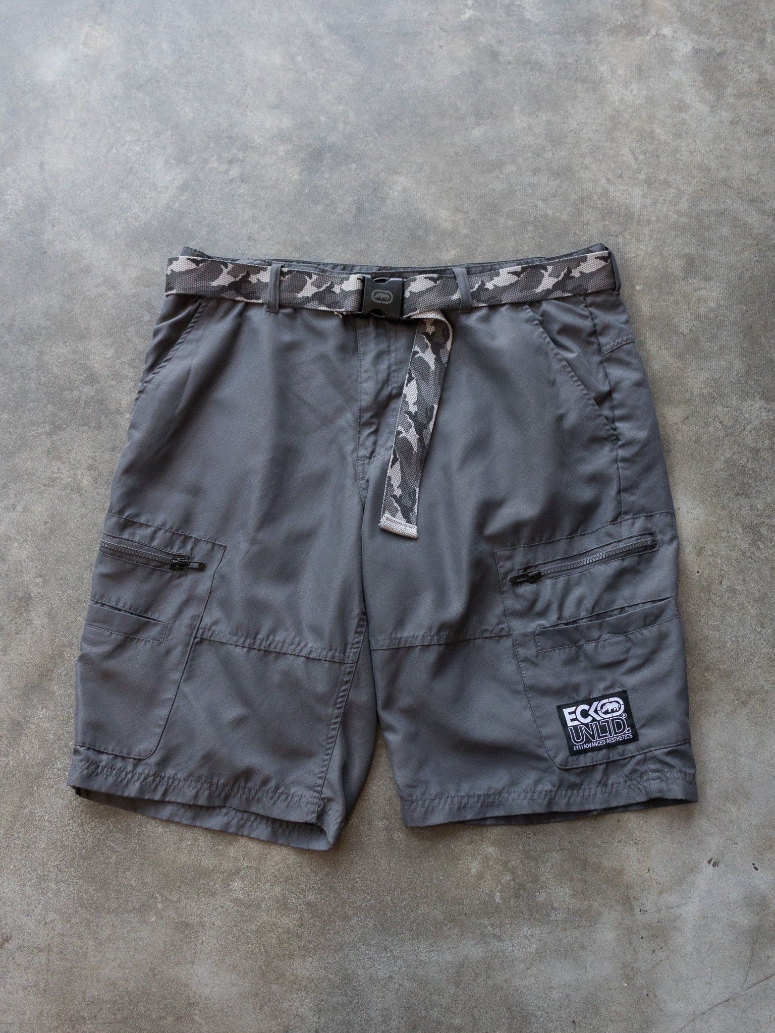 Vintage Grey Ecko Utility Shorts (W36)
