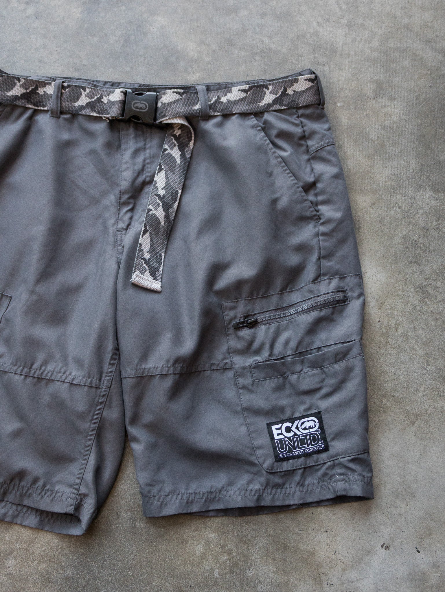 Vintage Grey Ecko Utility Shorts (W36)