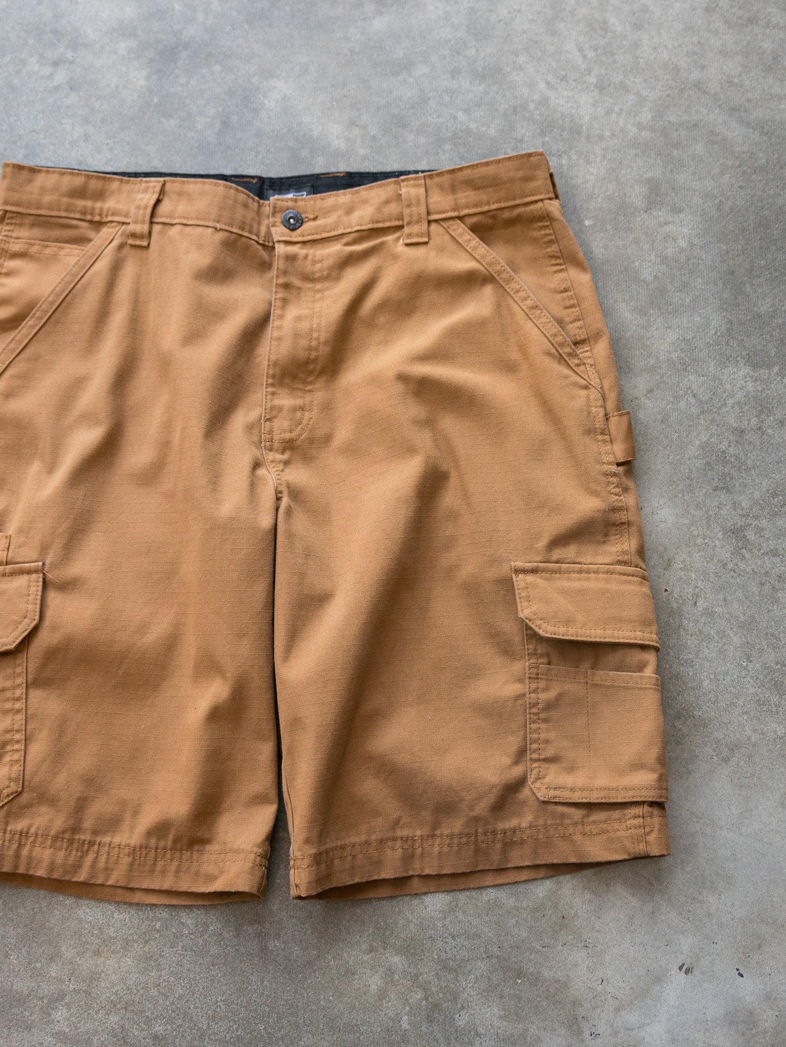 Vintage Brown Dickies Cargo Carpenter Shorts (W34)