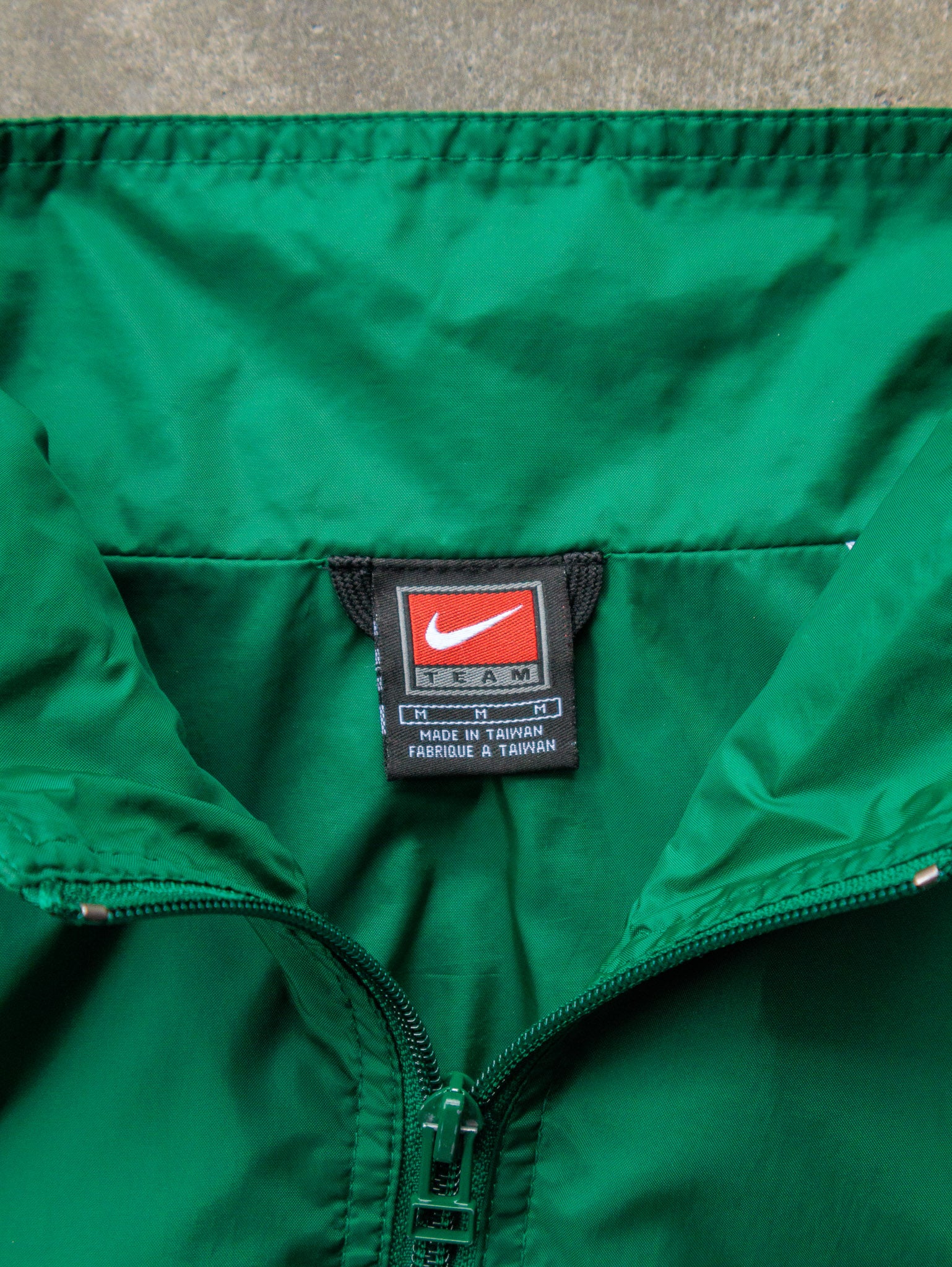 Vintage 90s Green Nike Windbreaker (M)