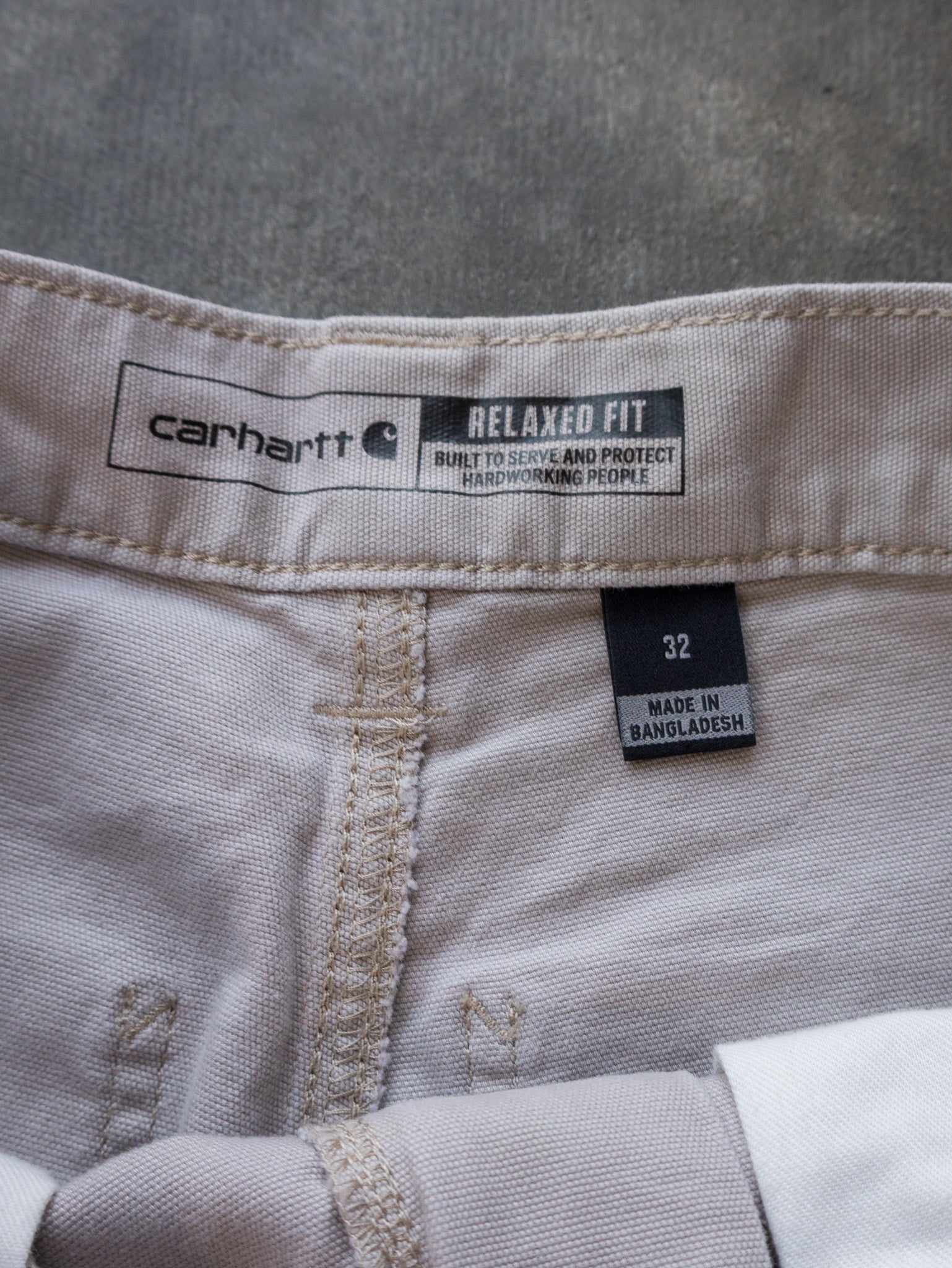 Vintage Beige Carhartt Work Shorts (W32)