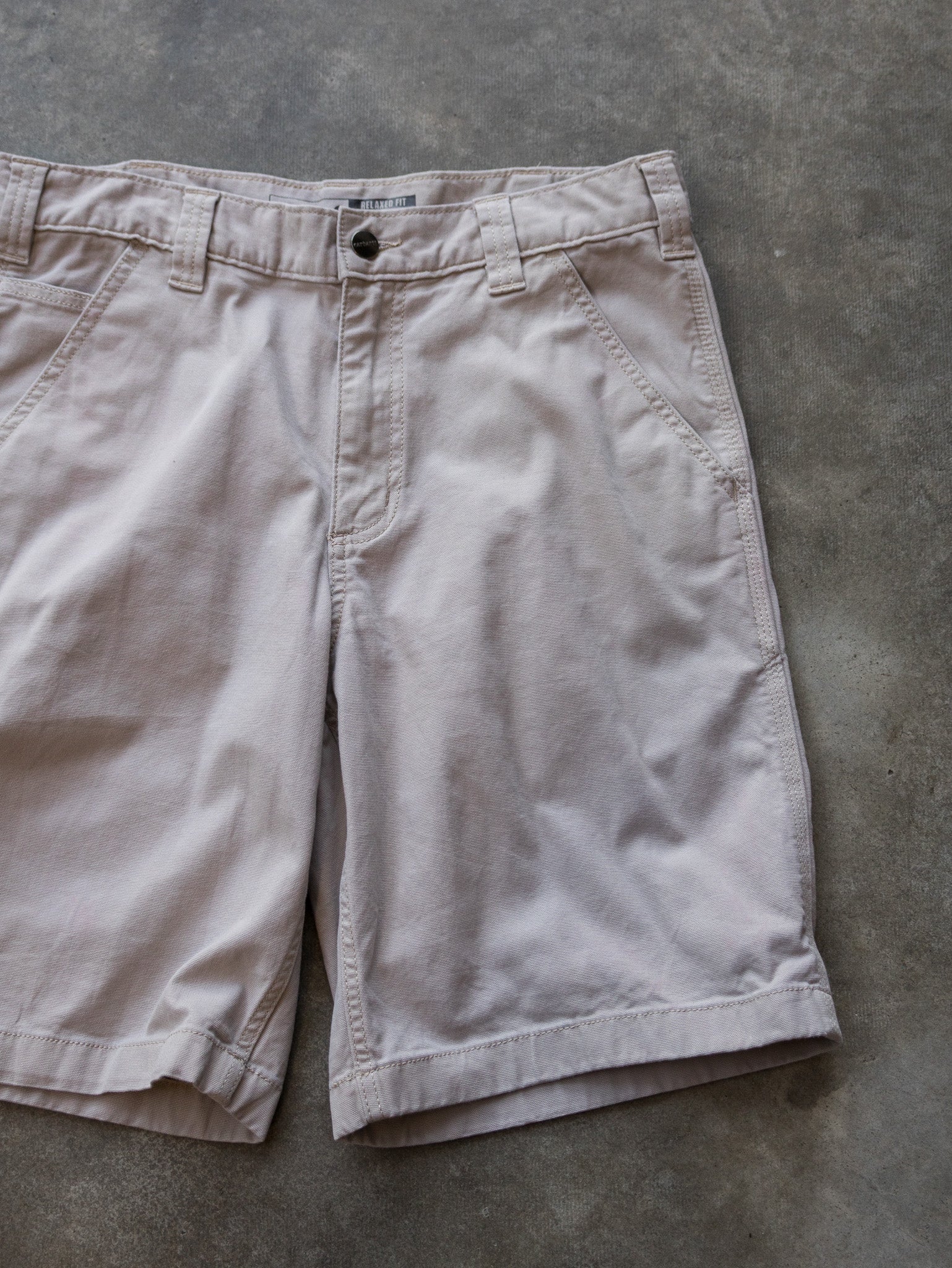 Vintage Beige Carhartt Work Shorts (W32)