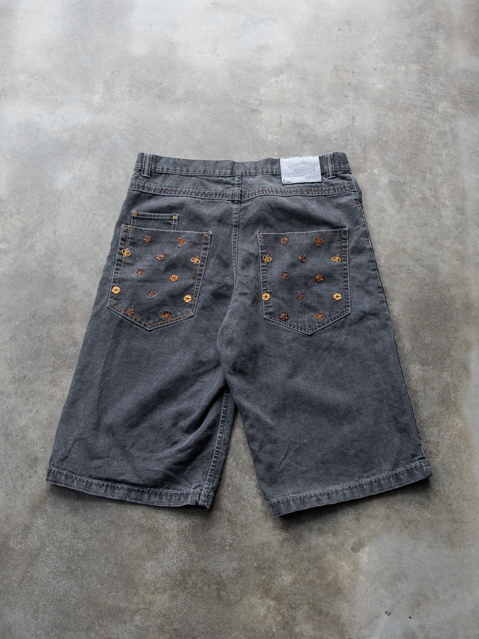 Vintage Faded Black Southpole Logo Denim Shorts (W36)