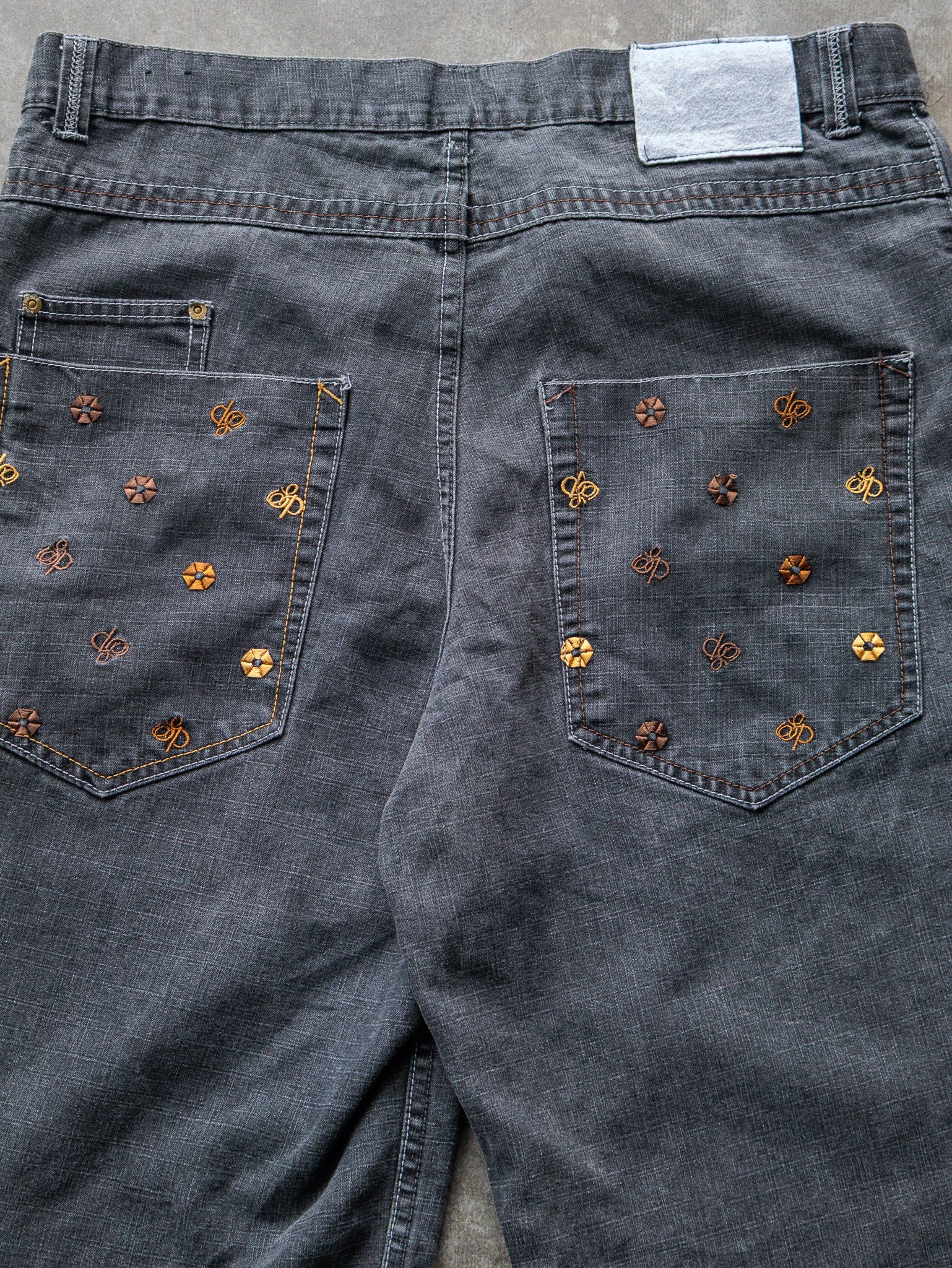 Vintage Faded Black Southpole Logo Denim Shorts (W36)