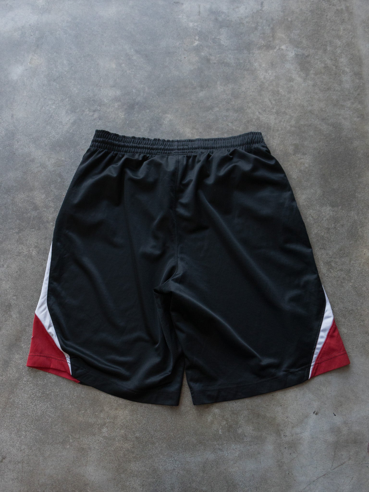 Vintage Black Nike Basketball Shorts (XL)