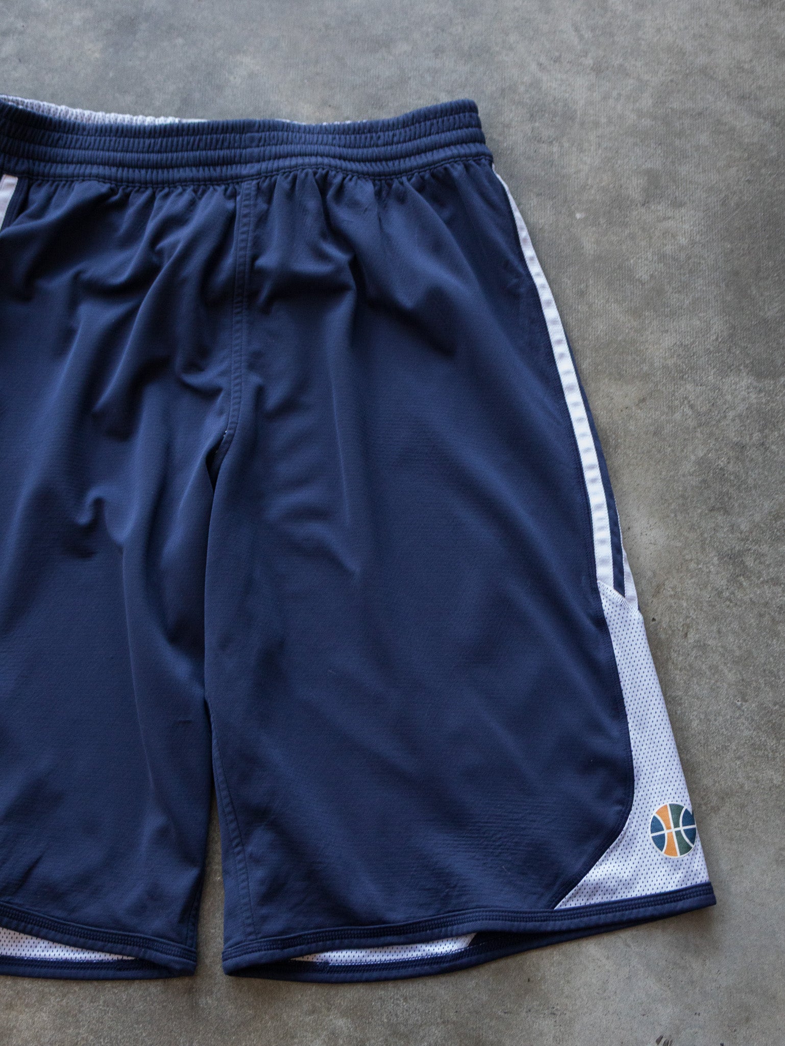 Vintage Adidas Utah Jazz Basketball Shorts (XL)