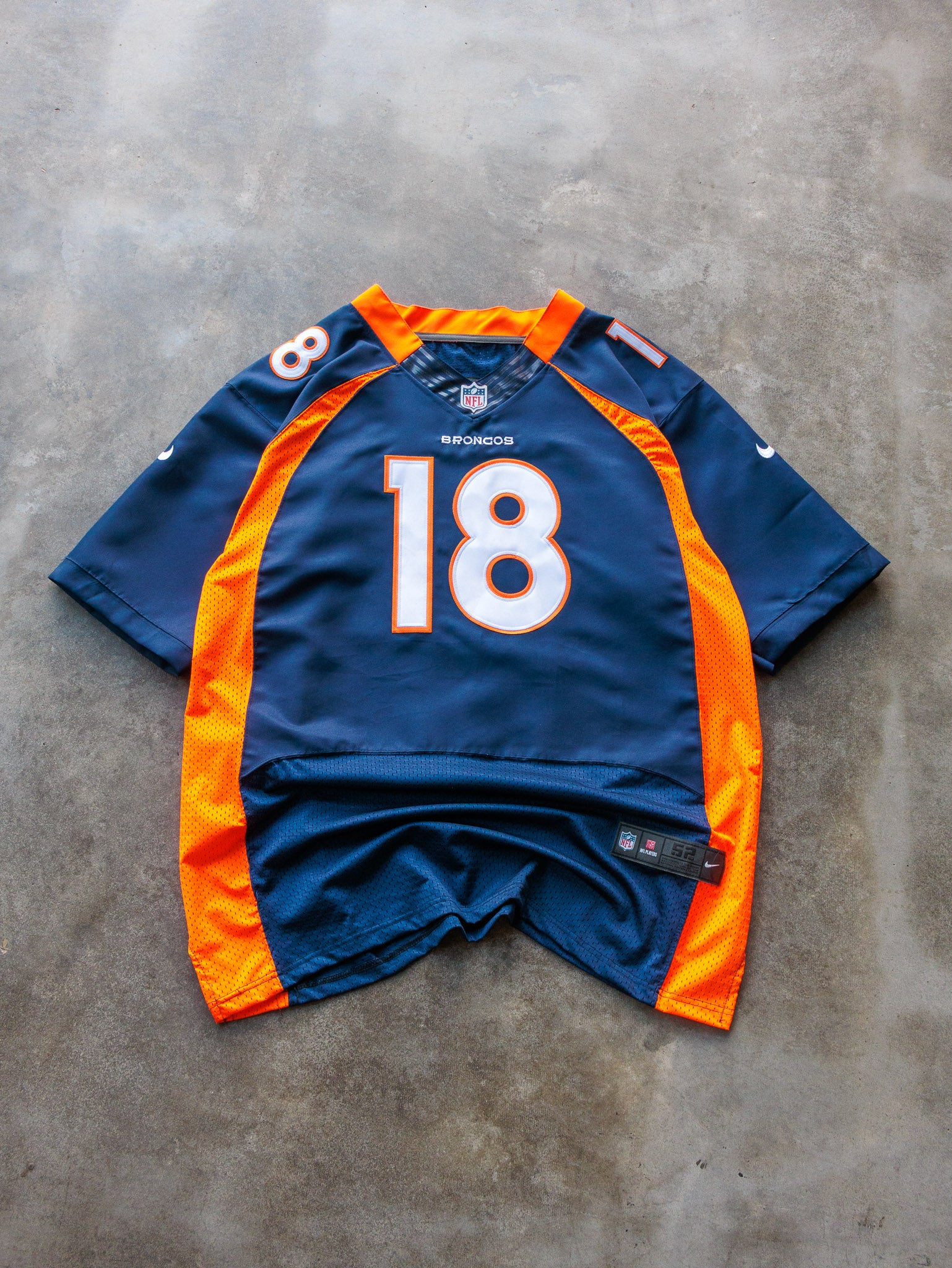 Vintage Nike Denver Broncos Peyton Manning NFL Jersey (2XL)
