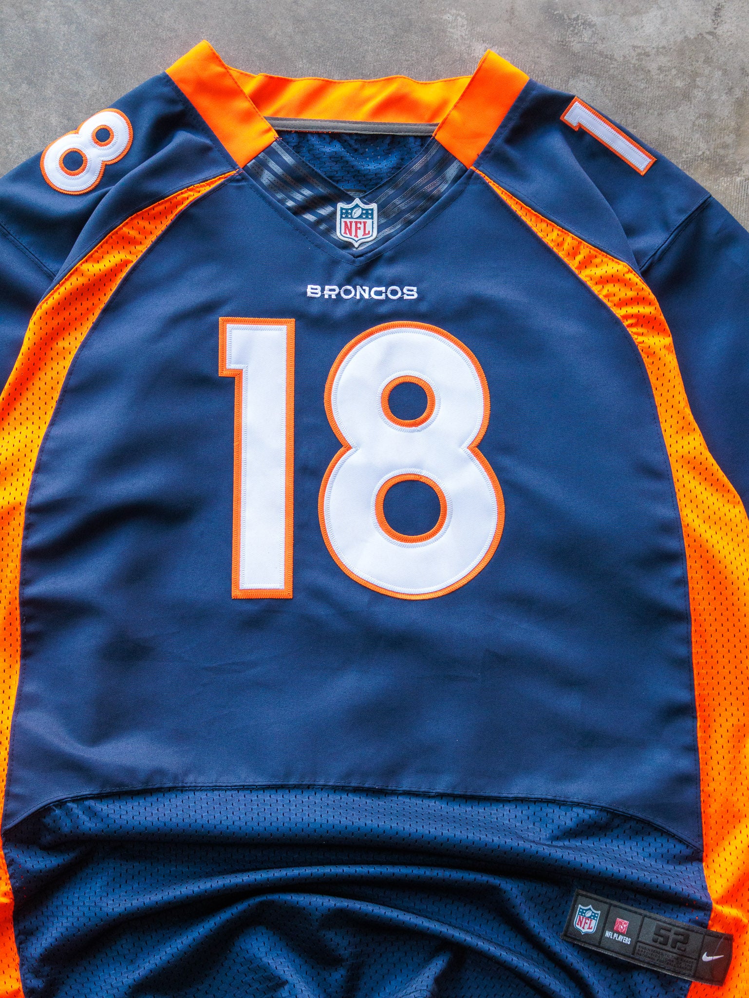 Vintage Nike Denver Broncos Peyton Manning NFL Jersey (2XL)