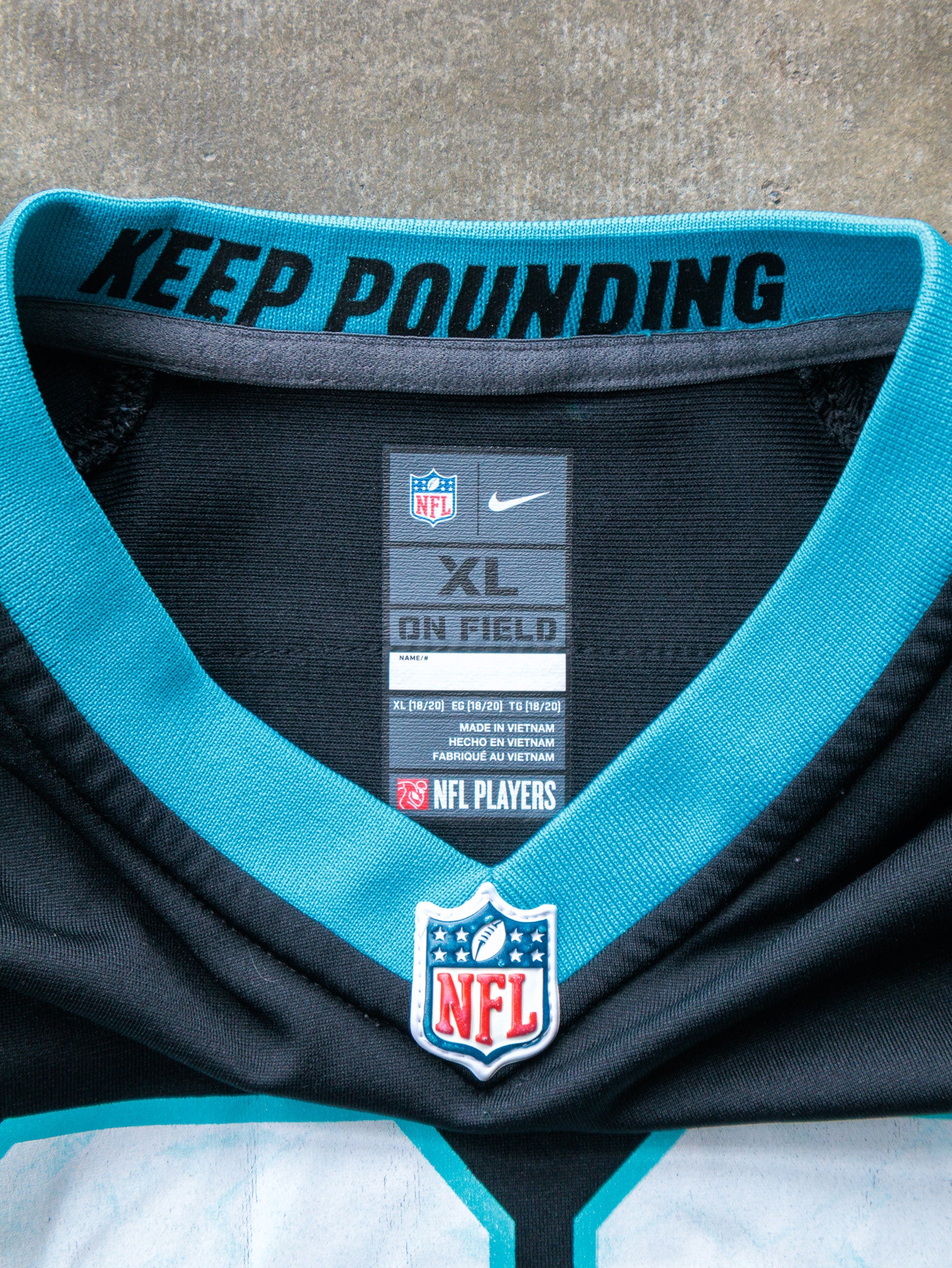 Black Nike Christian McCaffrey Carolina Panthers NFL Jersey (18-20Y)