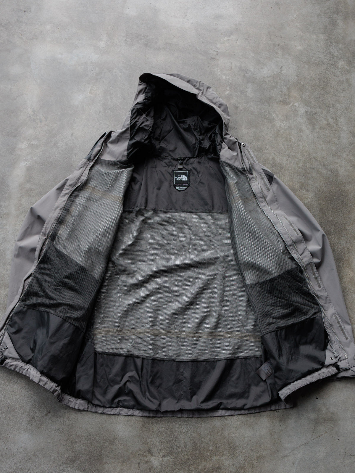 Vintage Grey The North Face Windbreaker (L)
