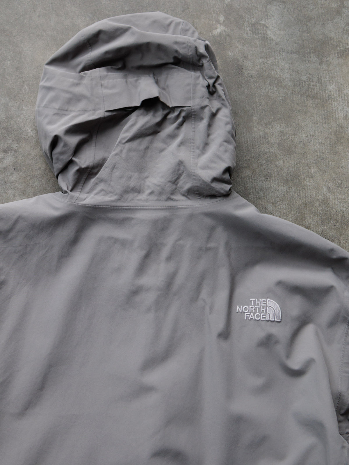 Vintage Grey The North Face Windbreaker (L)