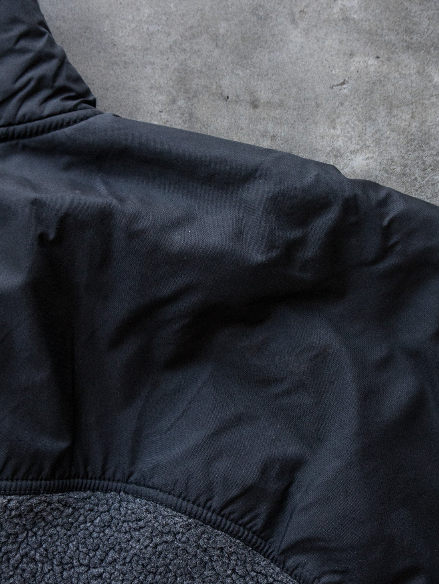 Vintage Tommy Jeans Sherpa Fleece Jacket (L)