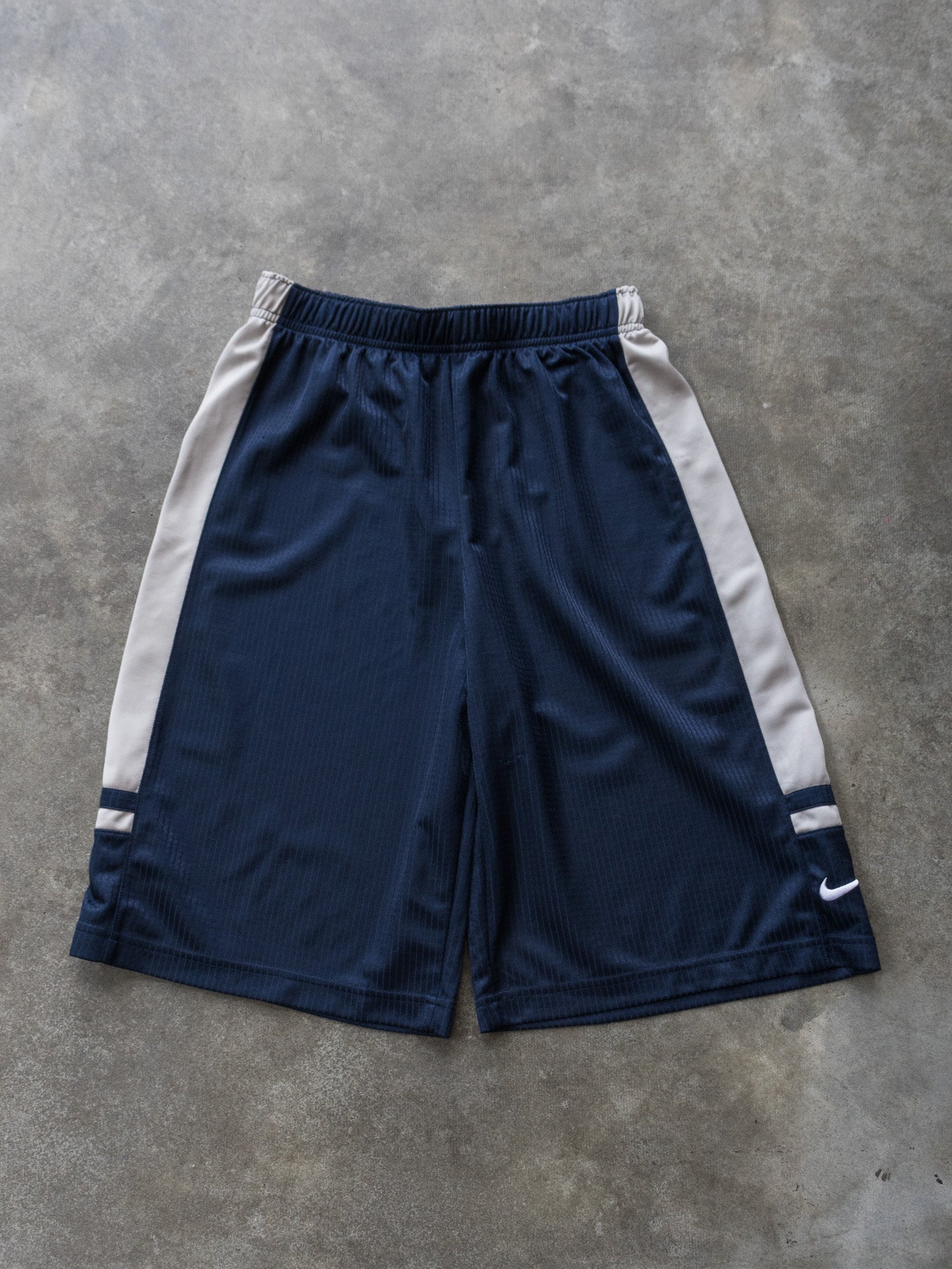 Vintage Navy Nike Basketball Shorts (S)