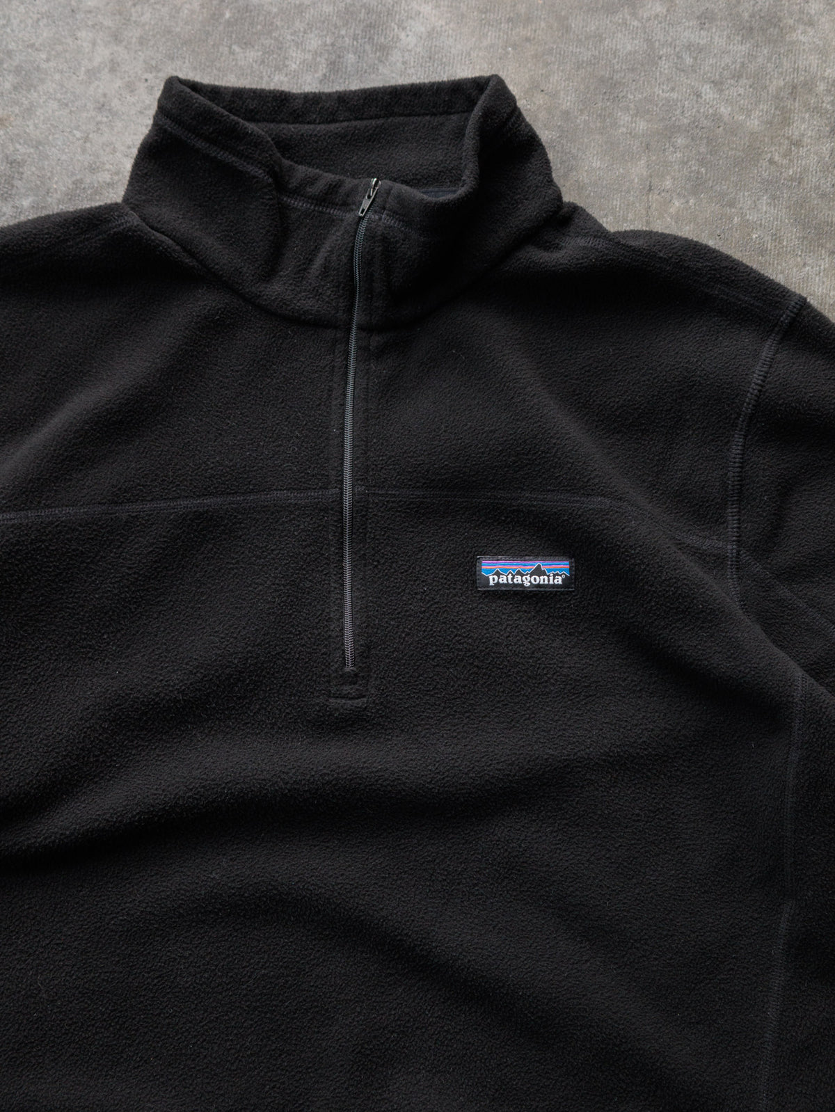 Black Patagonia Fleece Quarter Zip (L)