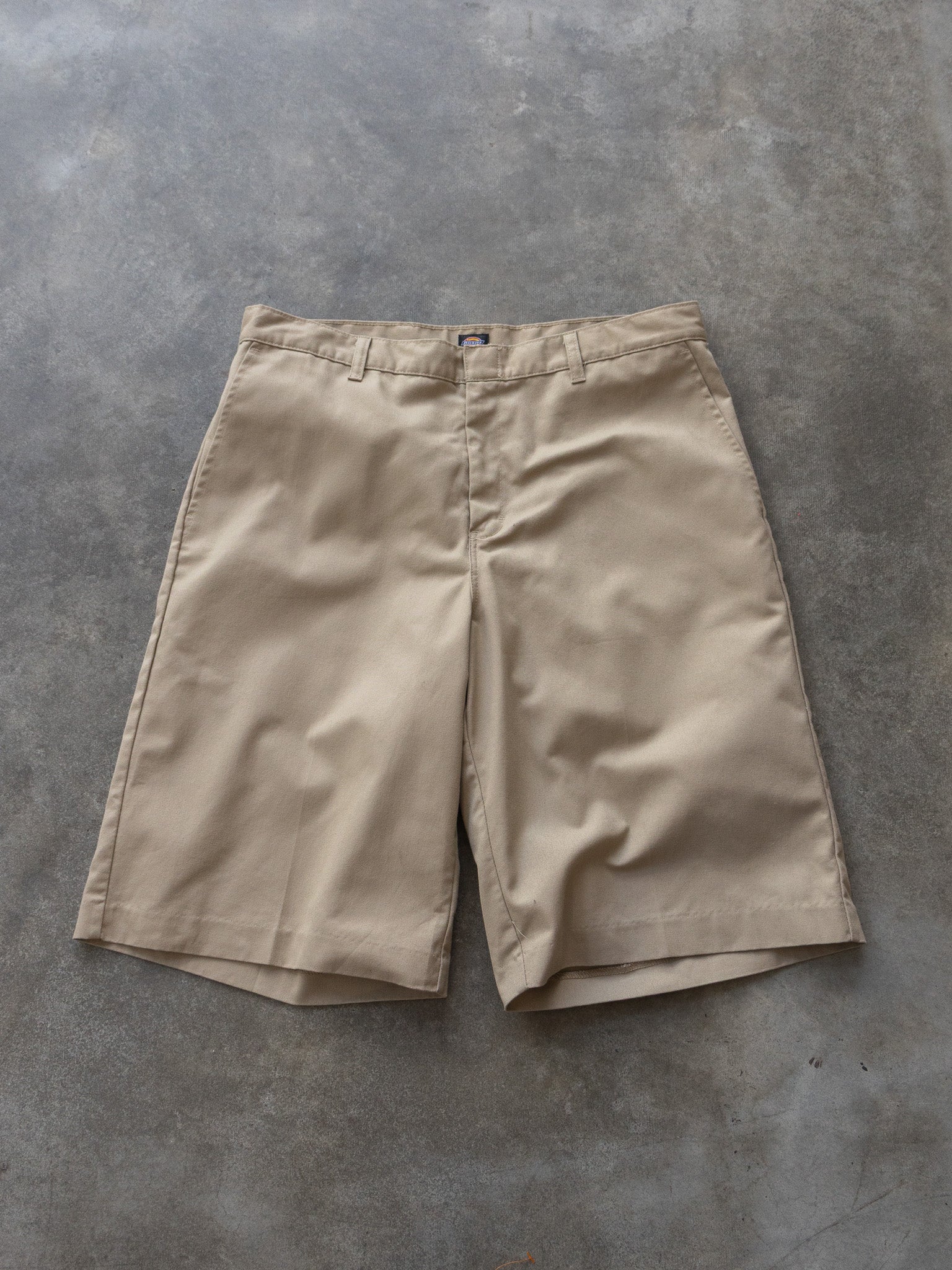 Vintage Khaki Dickies Work Shorts (W36)