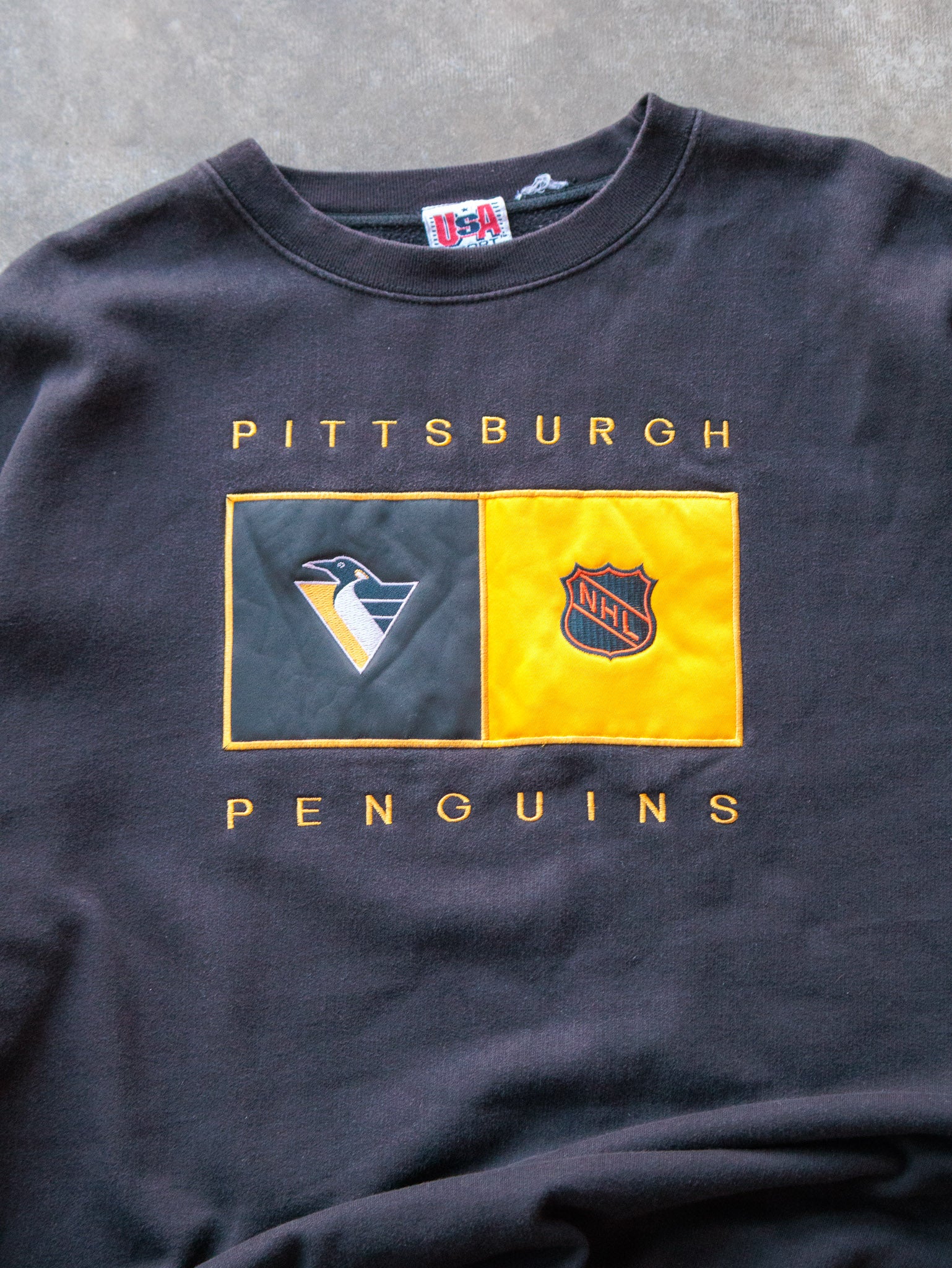 Vintage 90s Pittsburgh Penguins Sweatshirt (2XL)