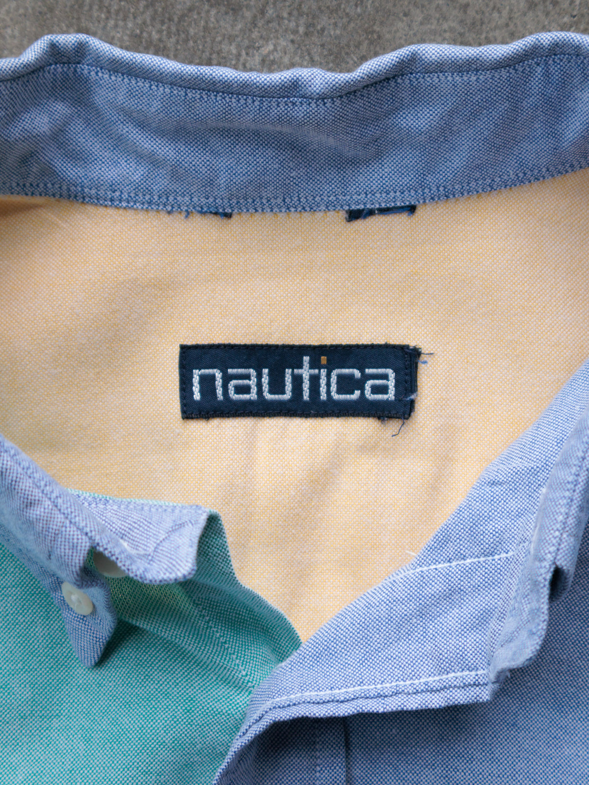 Vintage 90s Blue Nautica Colourblock Shirt (-)