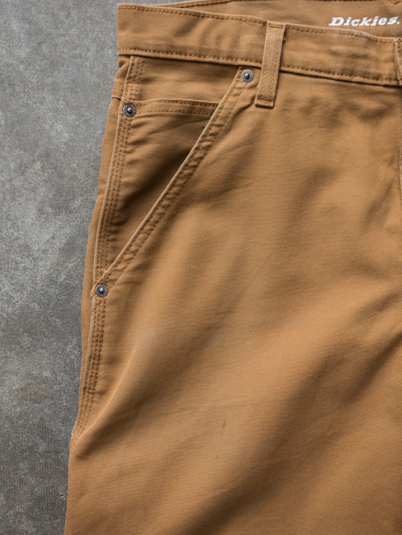 Vintage Brown Dickies Carpenter Shorts (W32)