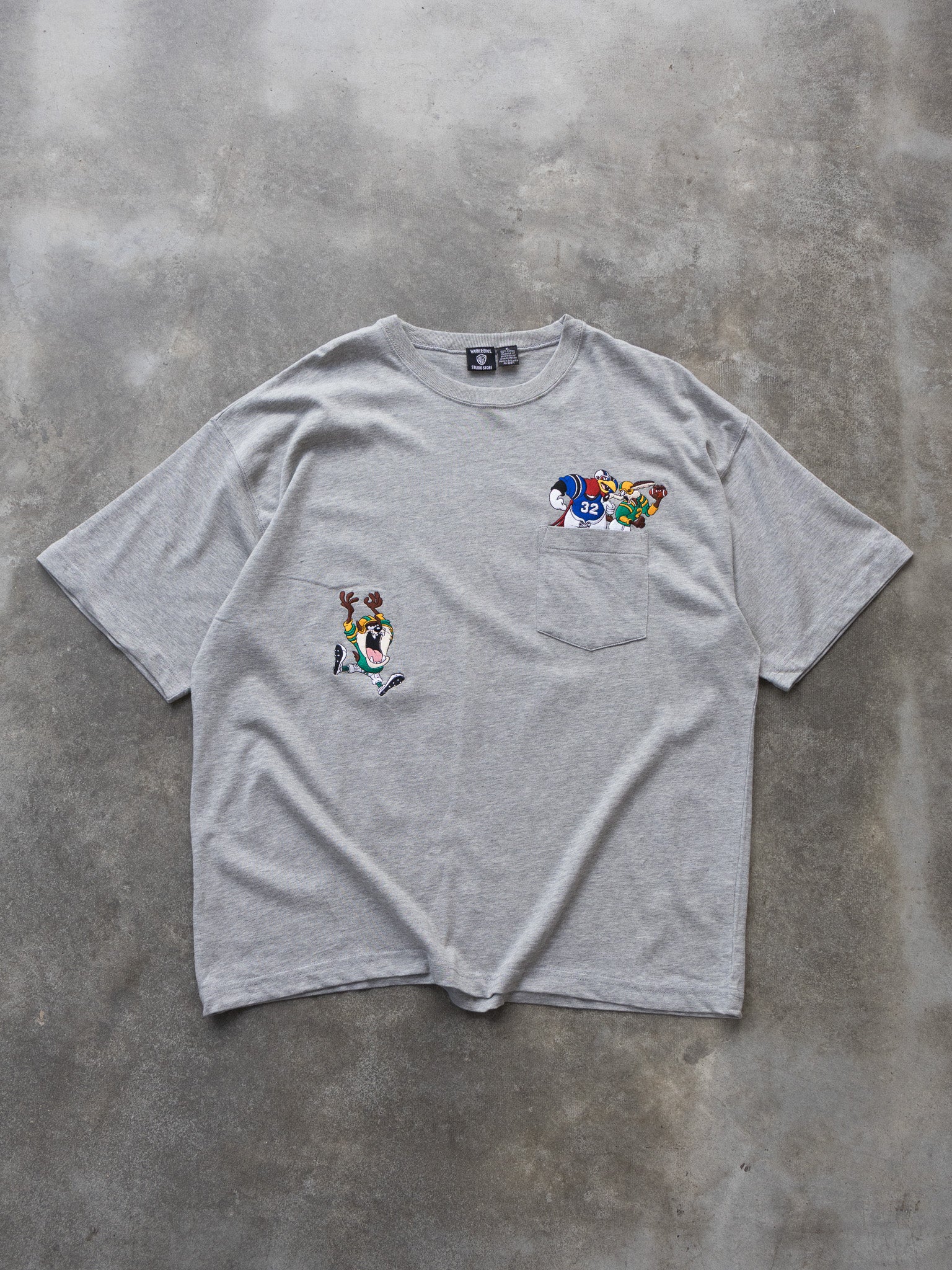 Vintage Looney Tunes Football Tee (XL)