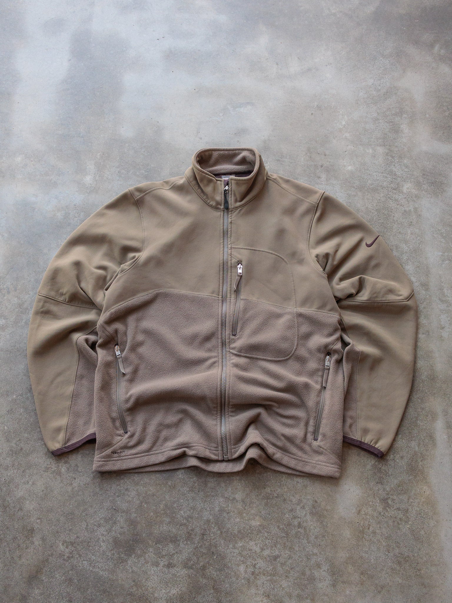 Vintage 90s Khaki Nike Fleece Jacket (L)