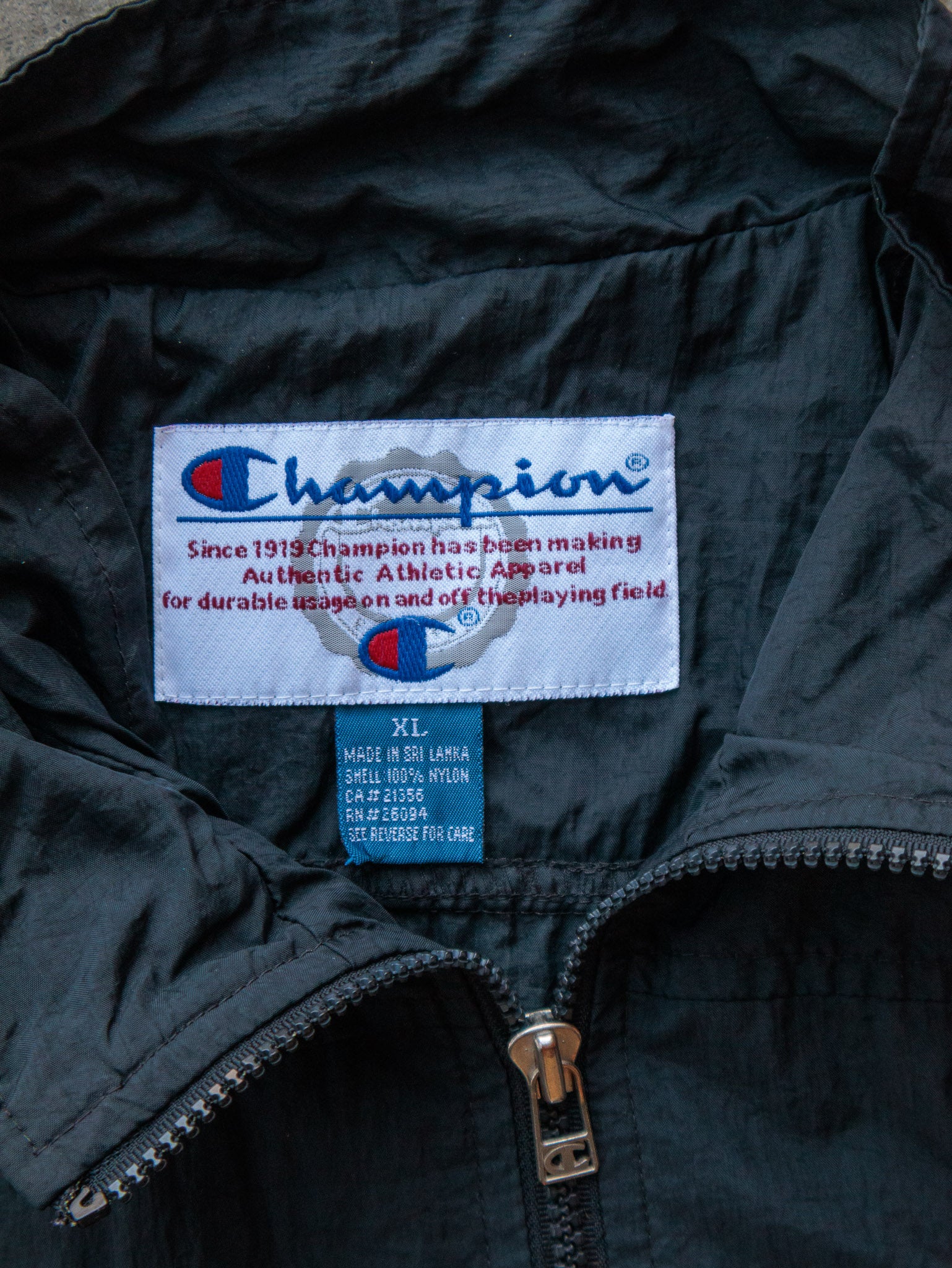 Vintage 90s Black Champion NFL Players Party Jacket (XL)