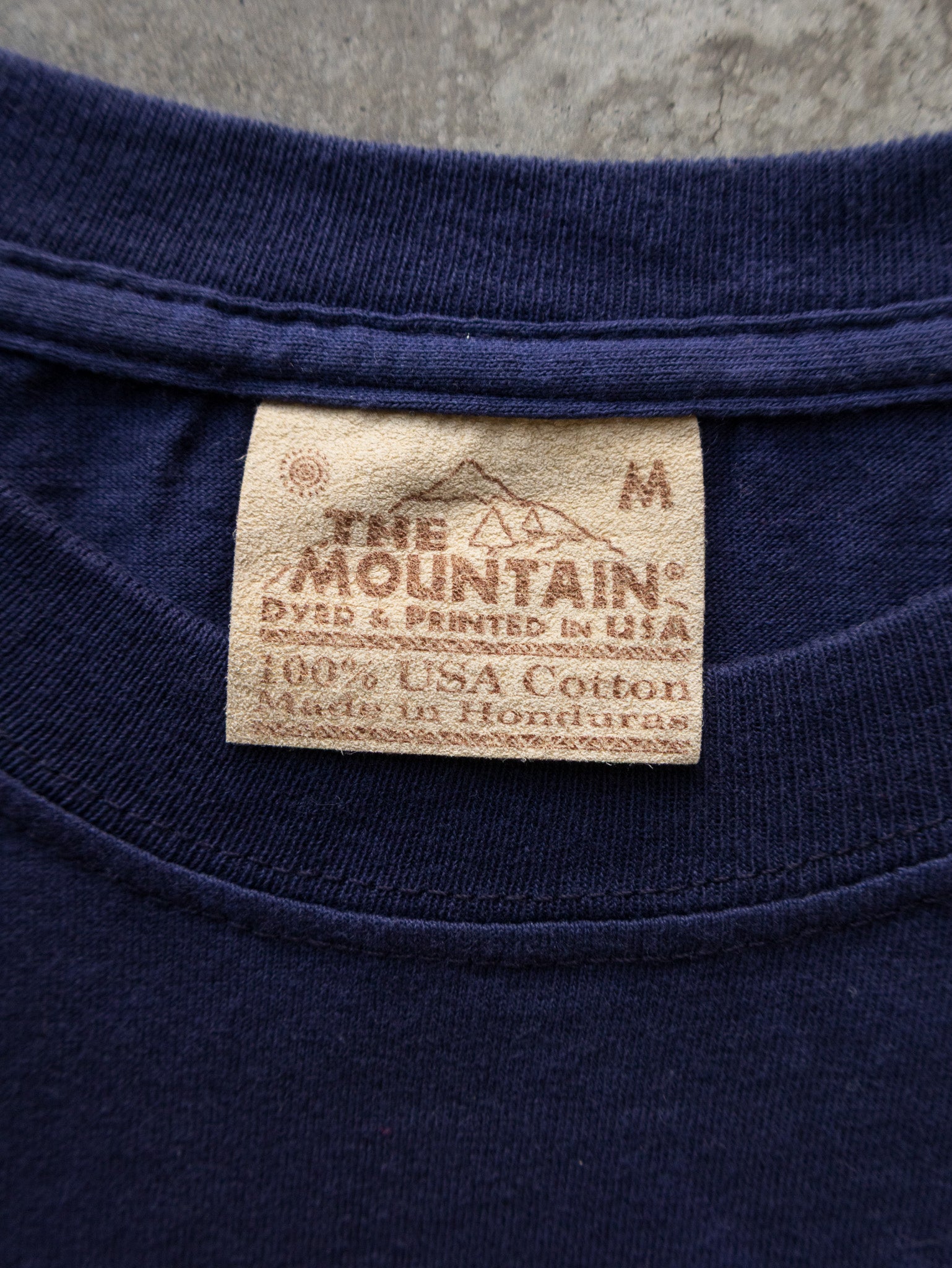 Vintage Wolf Wildlife Long Sleeve (M)