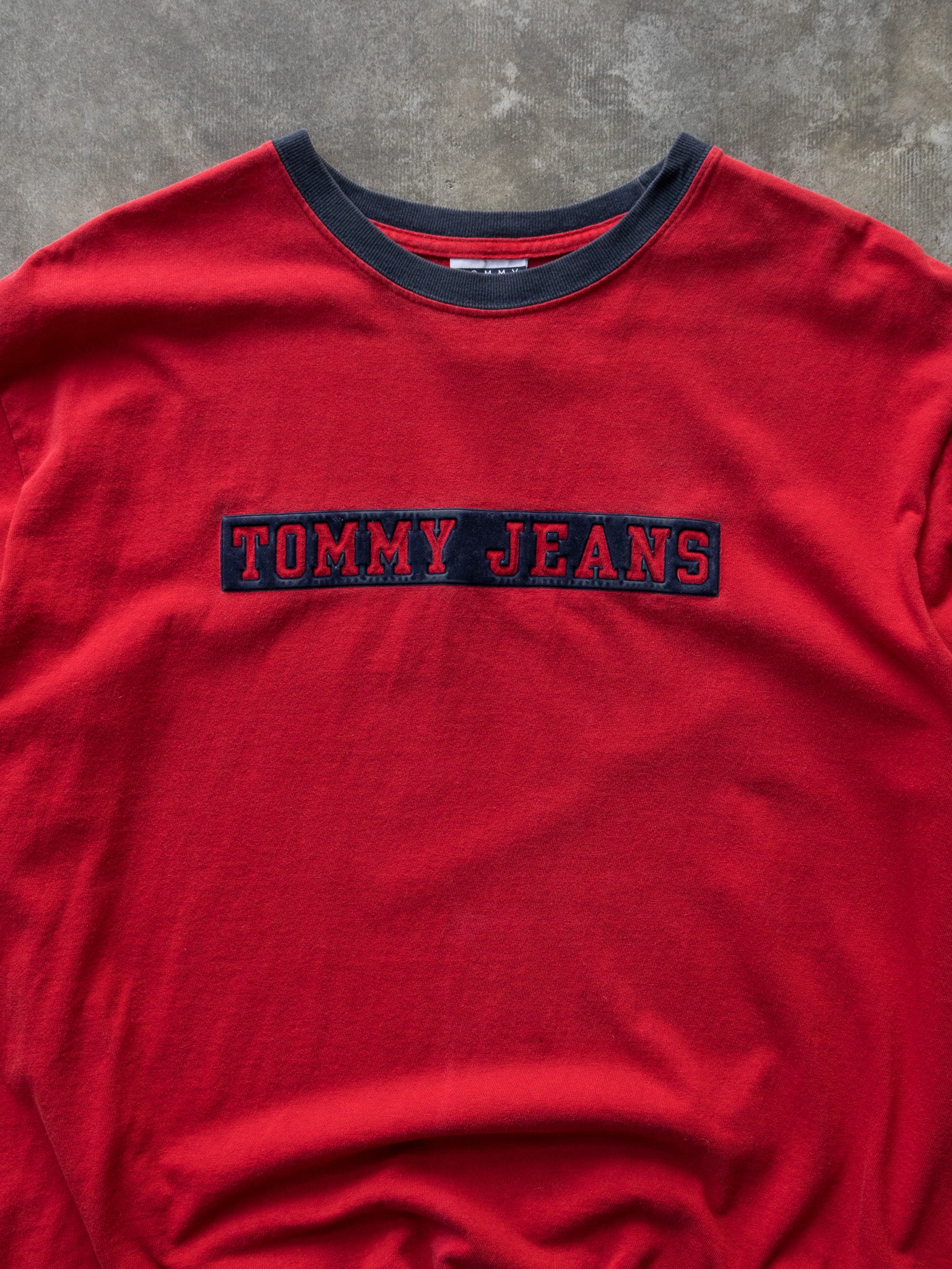 Vintage Red Tommy Jeans Tee (L)